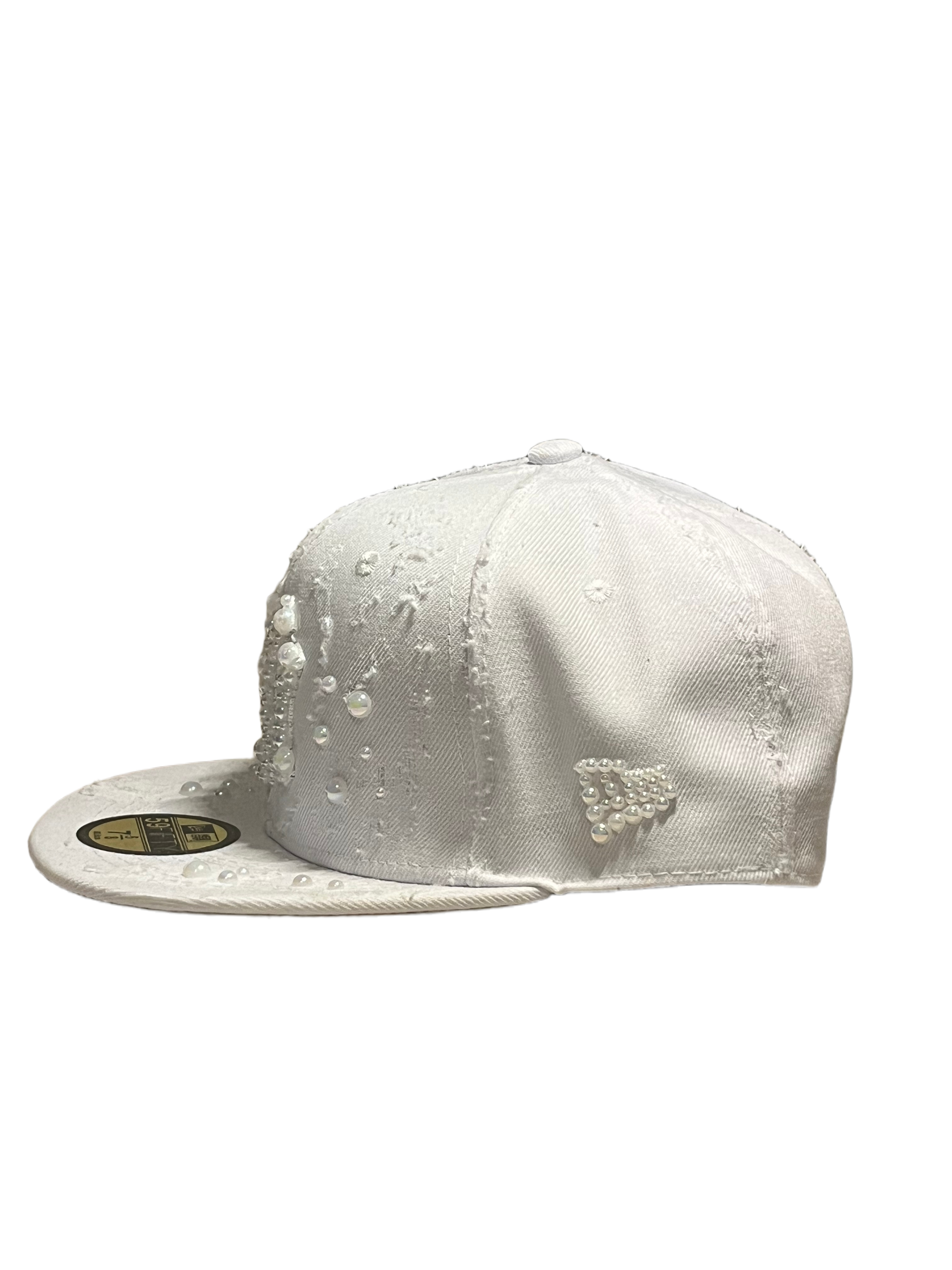 New York White Fitted "Distressed Pearls"