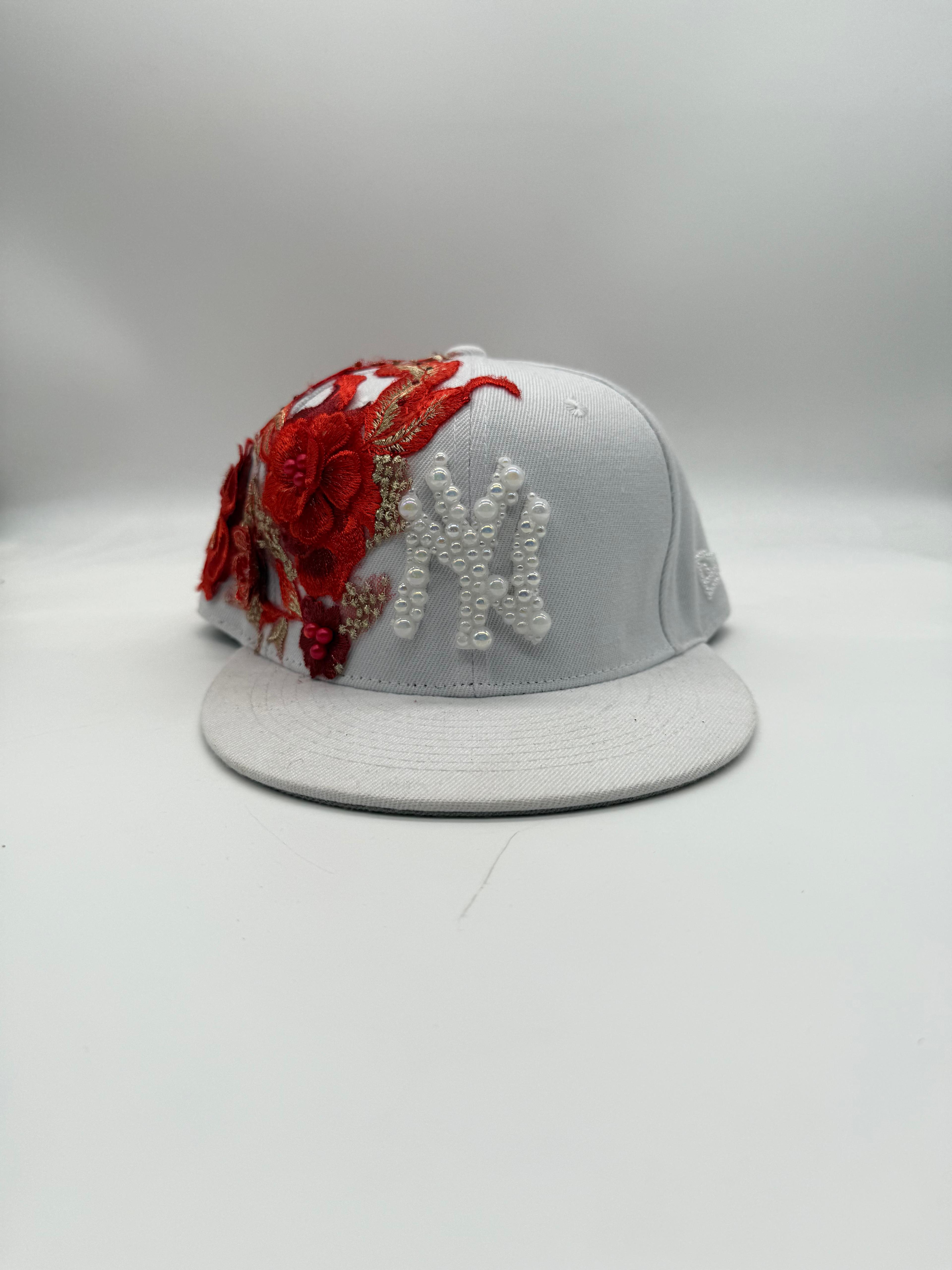 New York White Fitted "FLOWERS BOUQUET"