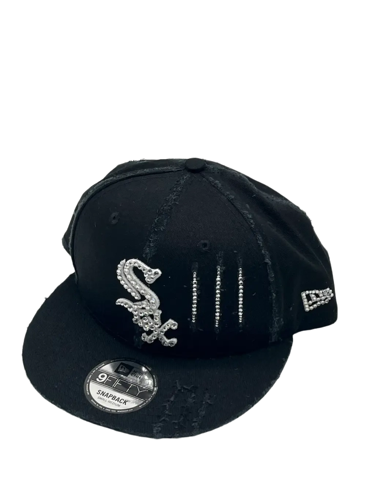 SOX Black Snapback "White Scratch" 