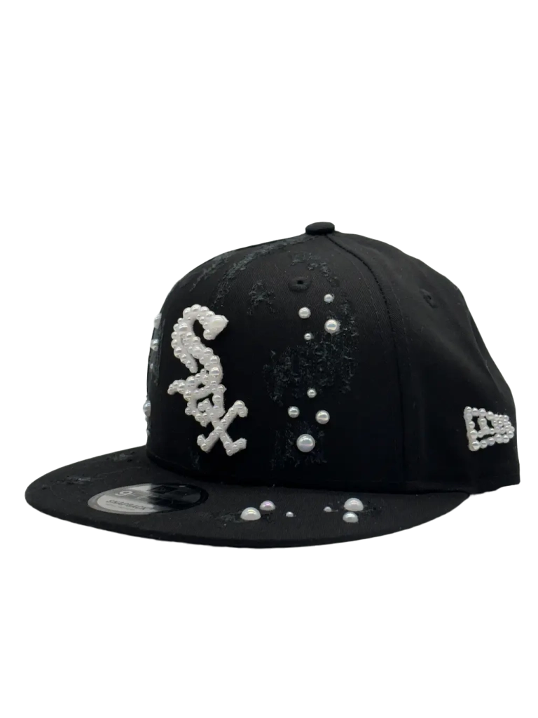 SOX Black Snapback "White Pearls" 