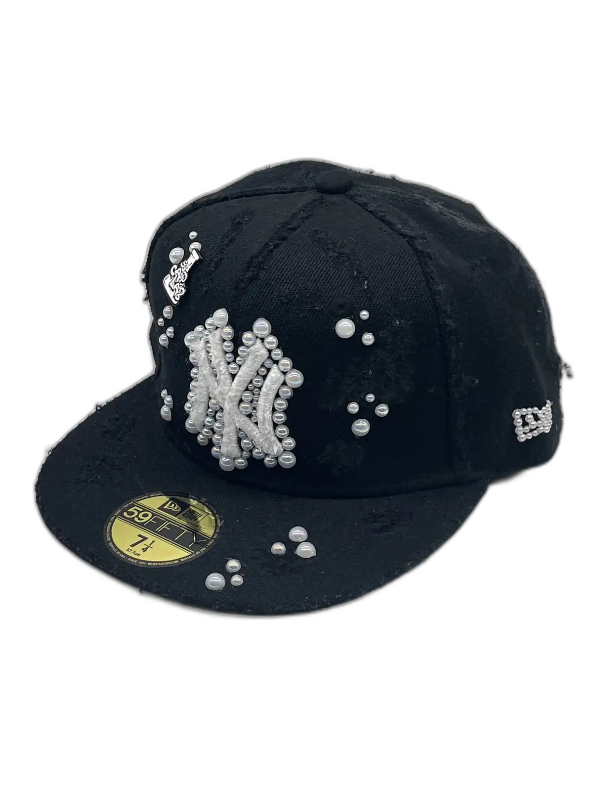New York Black Fitted “Distressed Pearls”