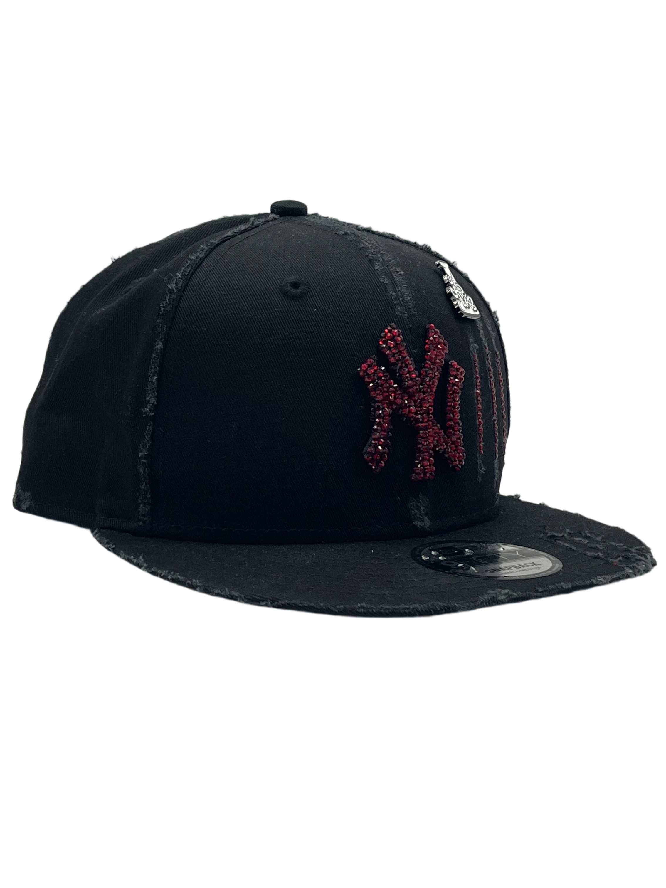 New York Black Snapback "Red Shiny Scratch" 