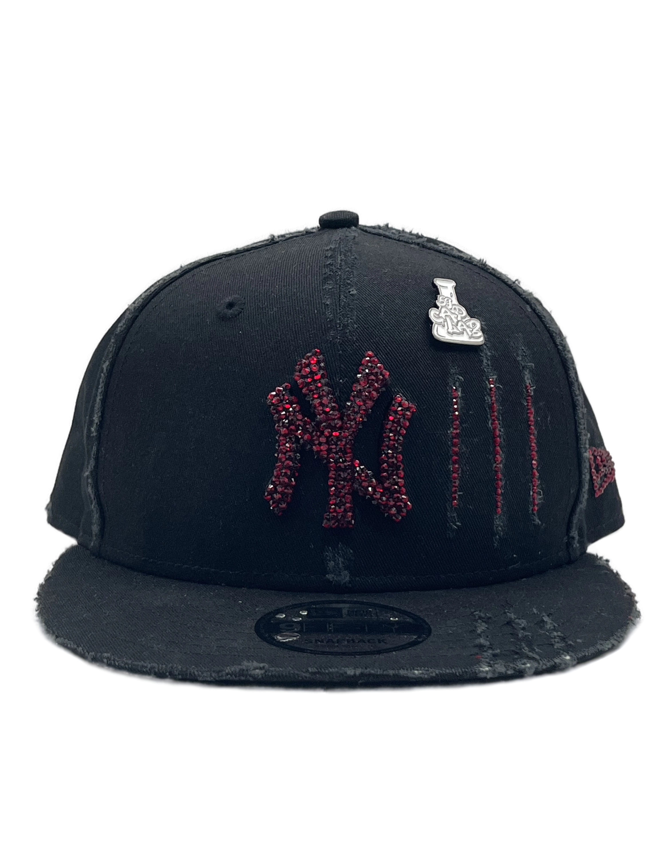 New York Black Snapback "Red Shiny Scratch"