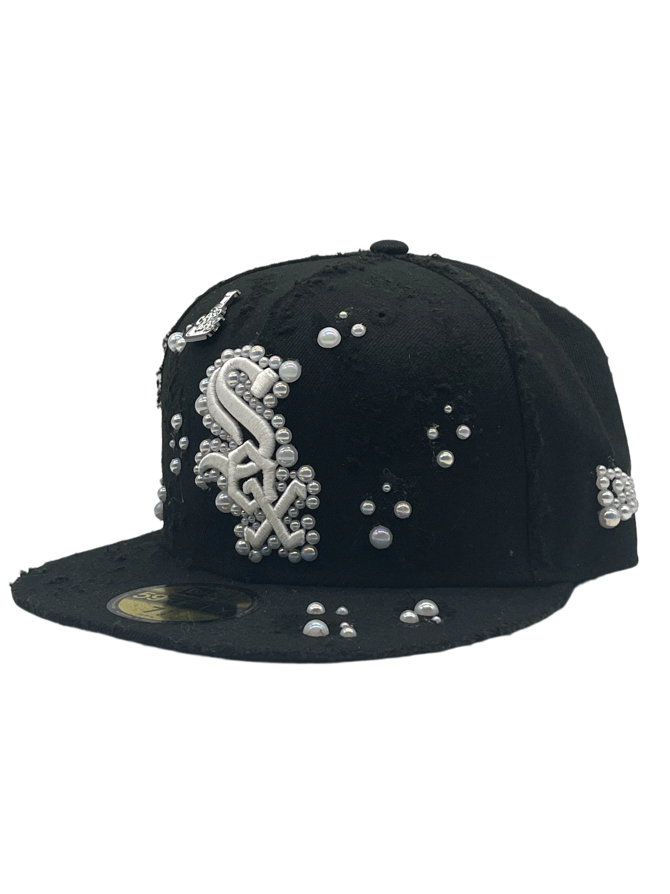 SOX Black Fitted “White Pearls”
