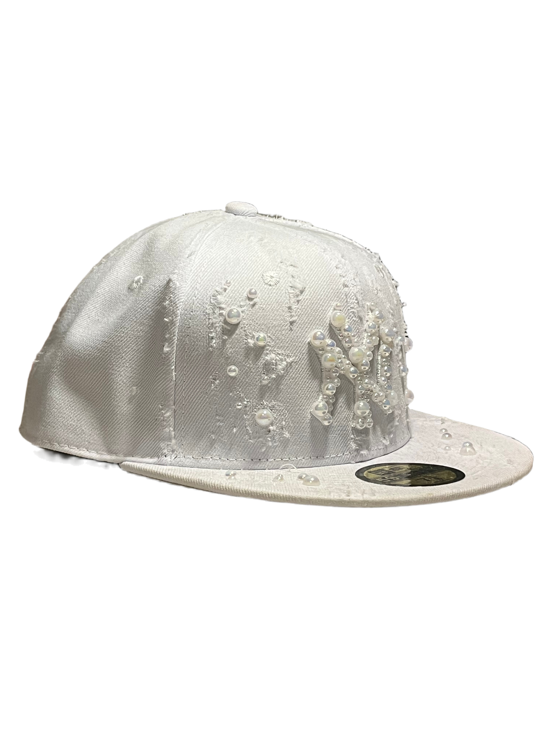 New York White Fitted "Distressed Pearls"