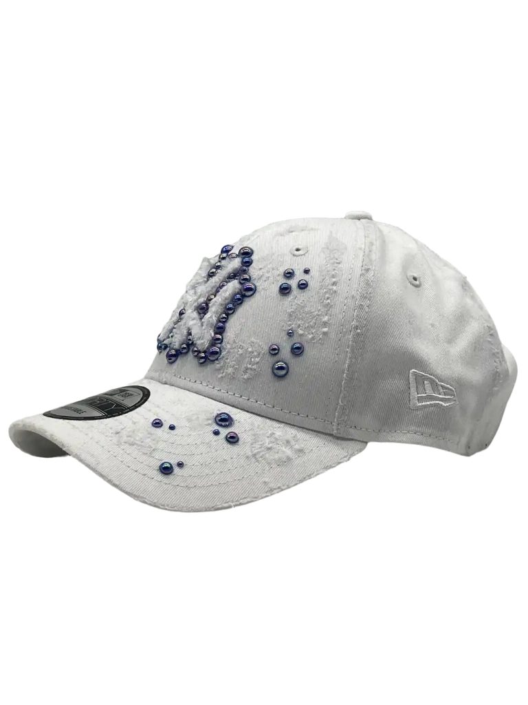 New York White Curved "Blue Pearls"