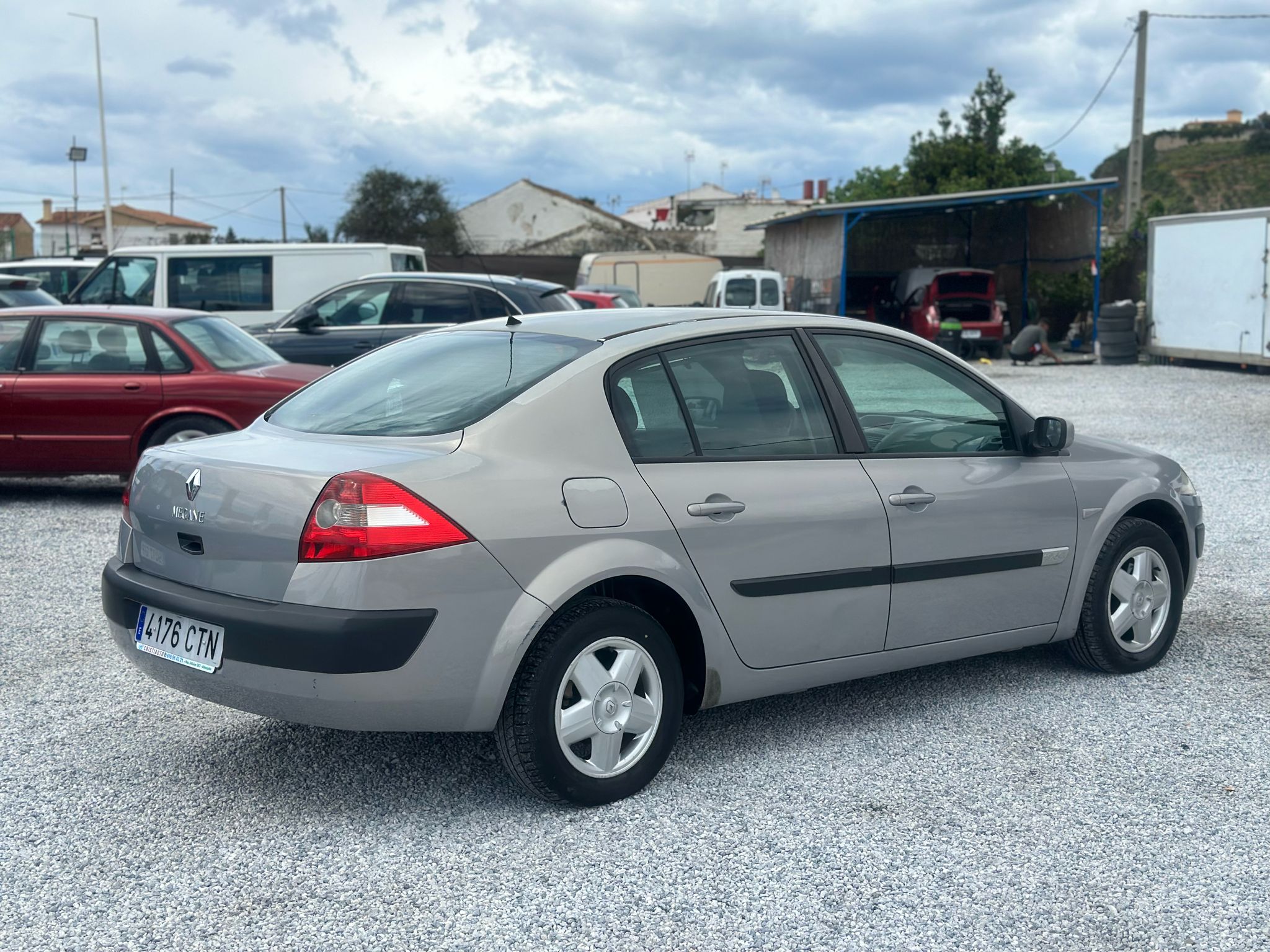 RENAULT MEGANE