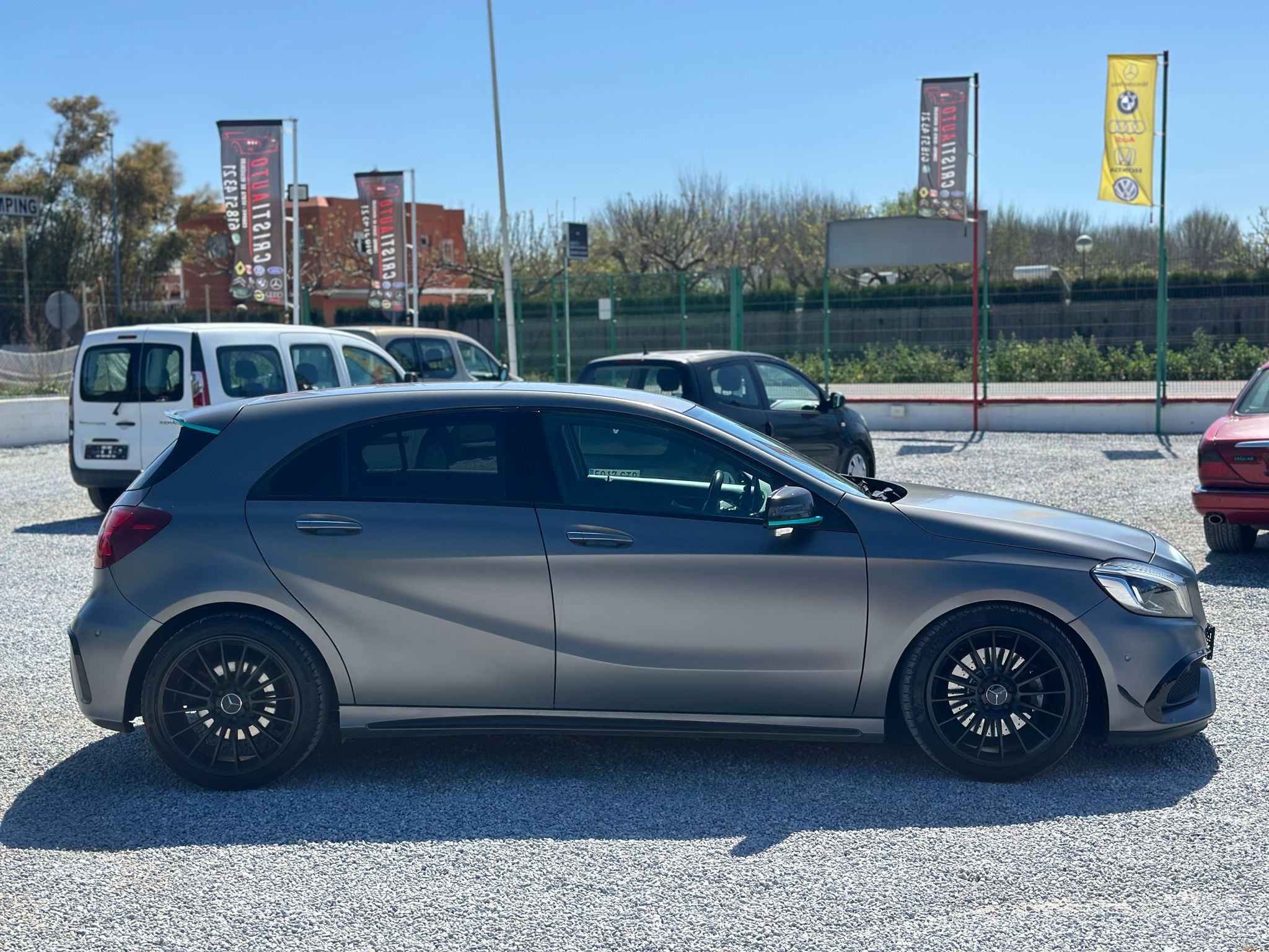 MERCEDES A220 AMG MOTORSPORT PREMIUM PETRONAS EDITION.