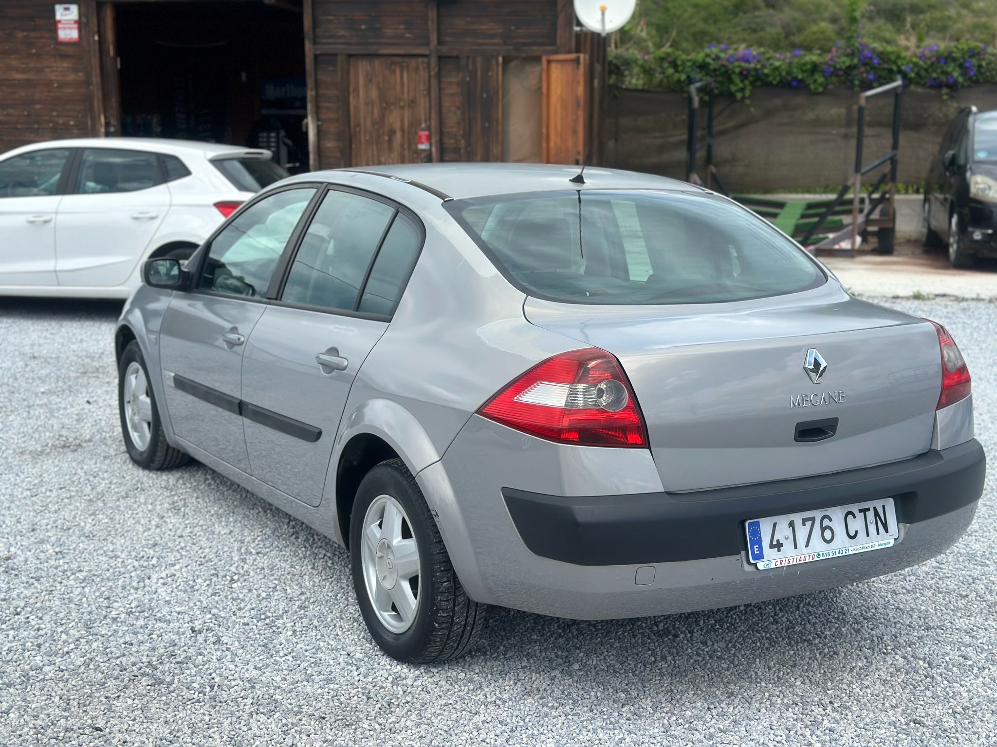 RENAULT MEGANE
