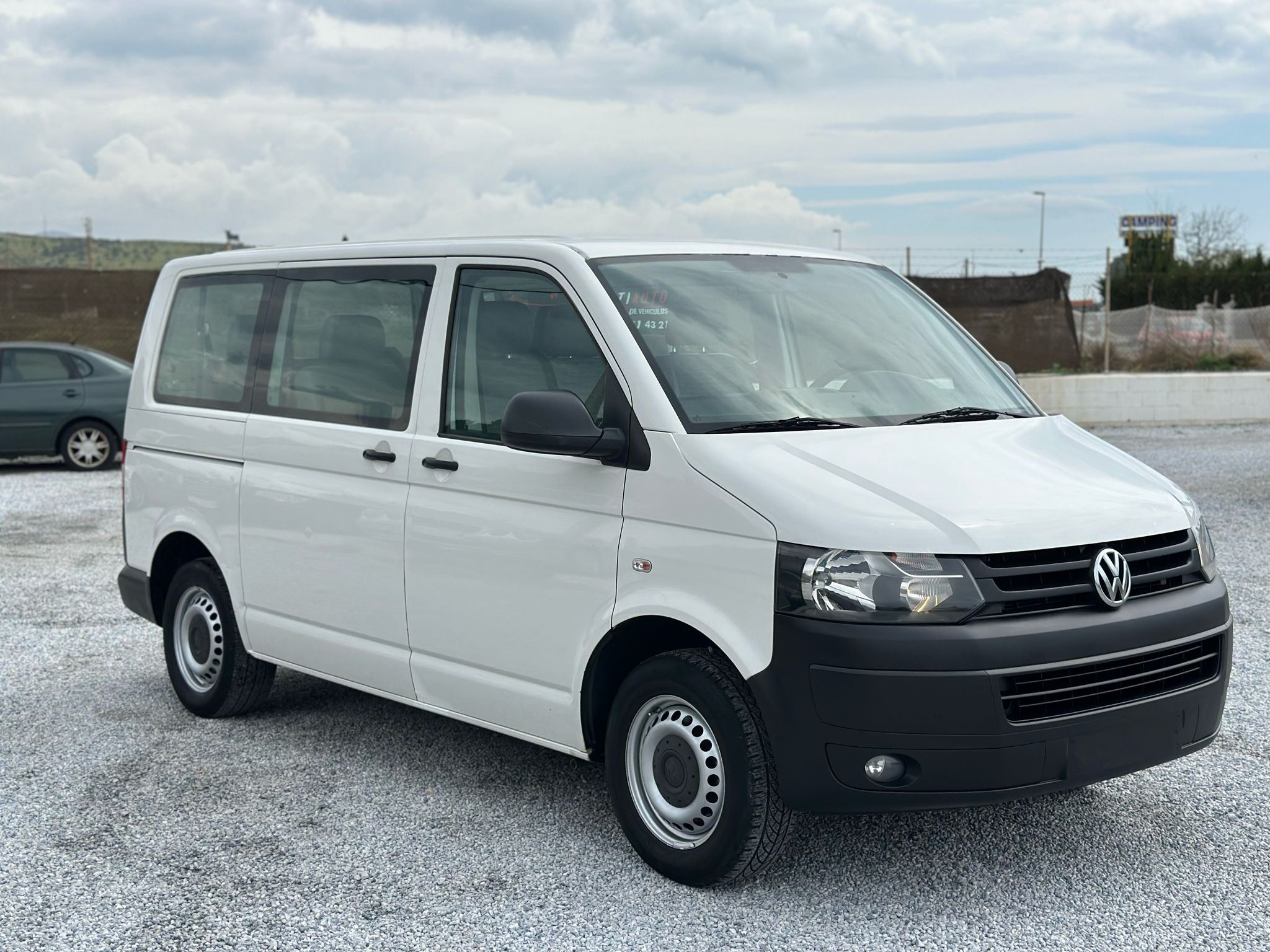 VOLKSWAGEN TRANSPORTER T5