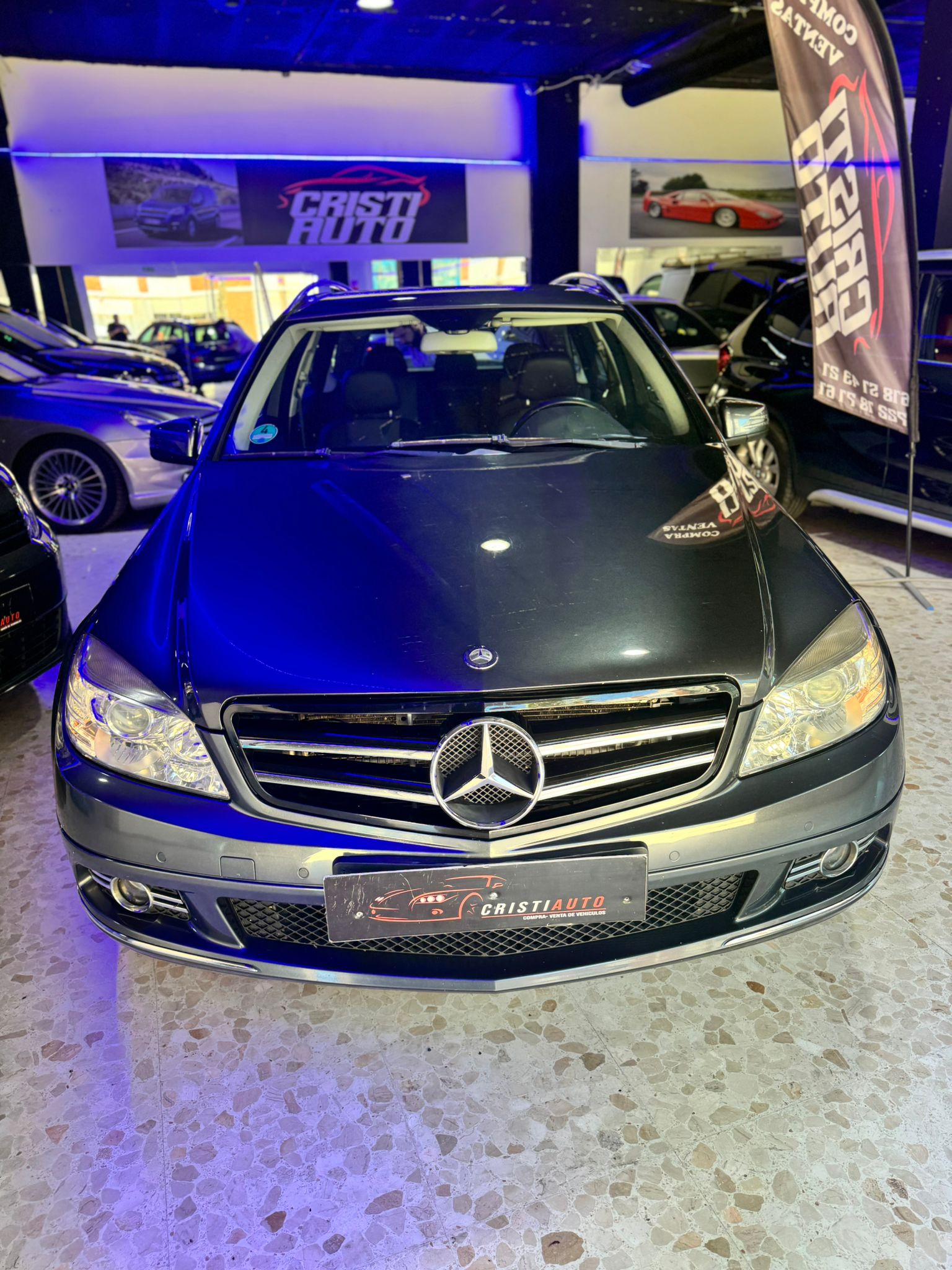 MERCEDES BENZ C220