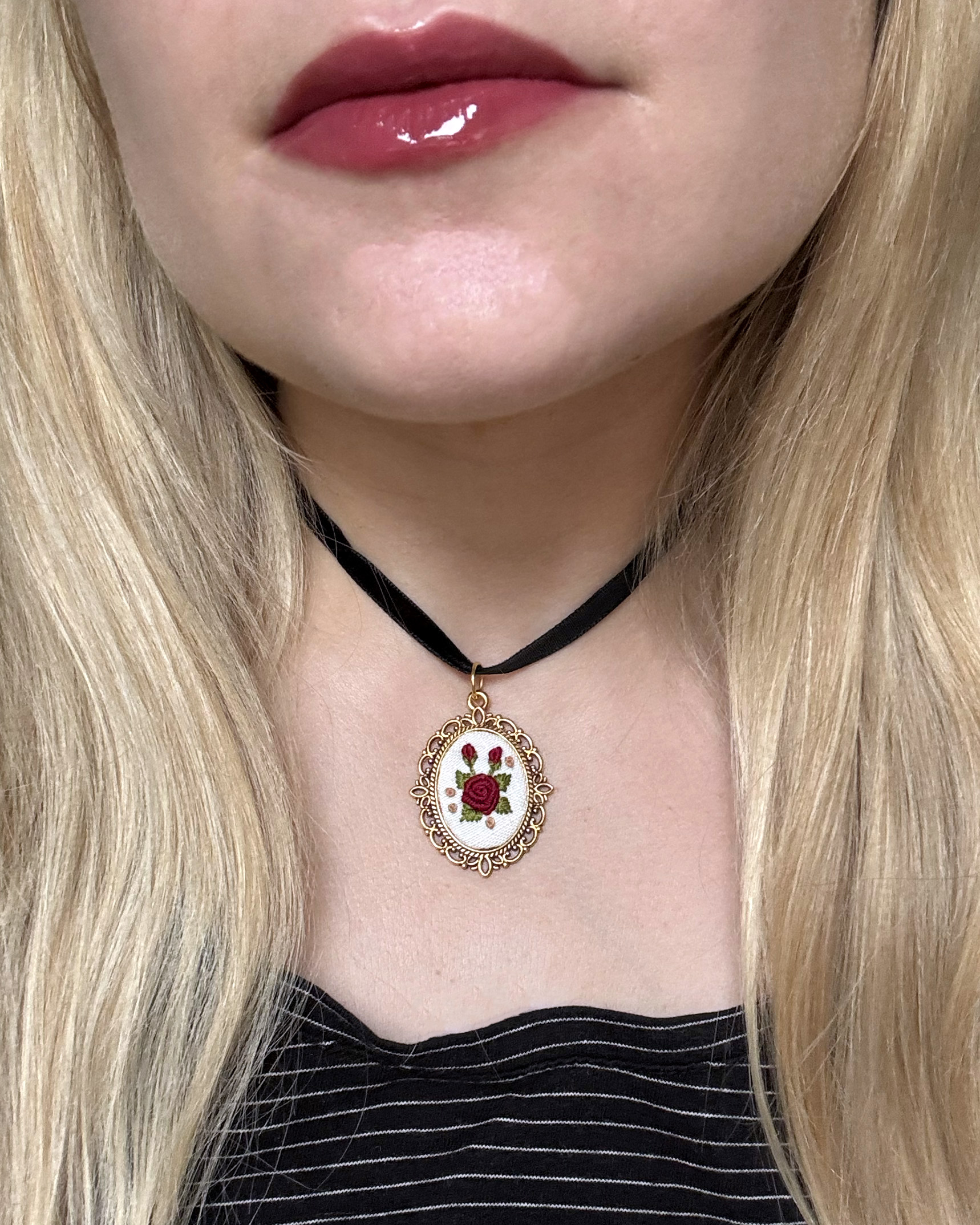 Embroidered Red Rose Choker Necklace