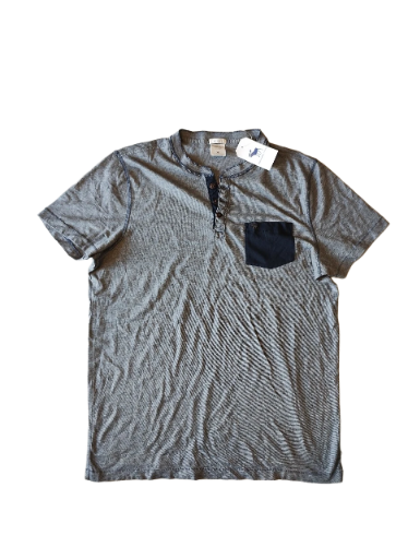 Playera hombre ABERCOMBIE & FITCH T-XL