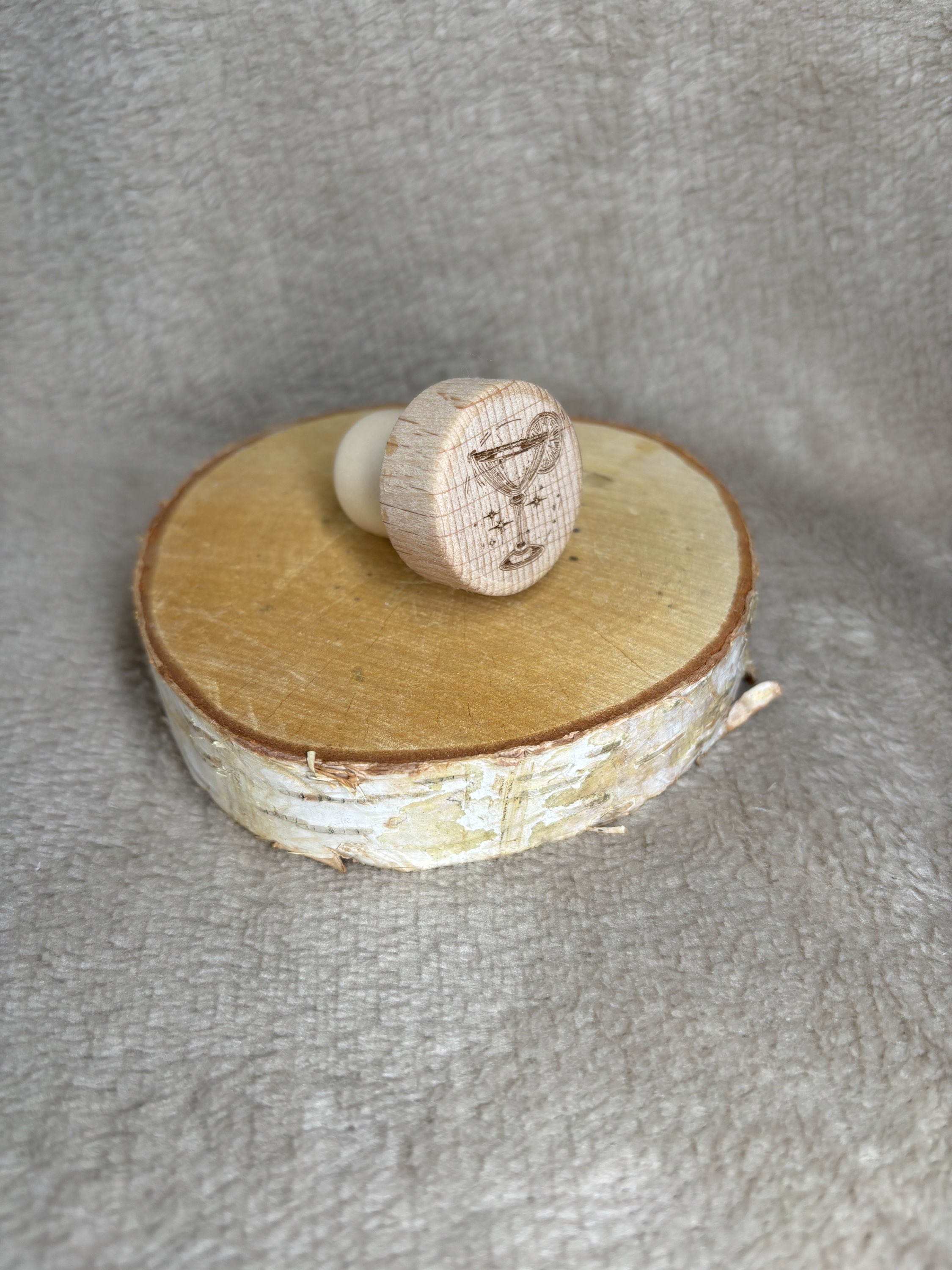 Bouchon en bois pour bouteille de vin personnalisé