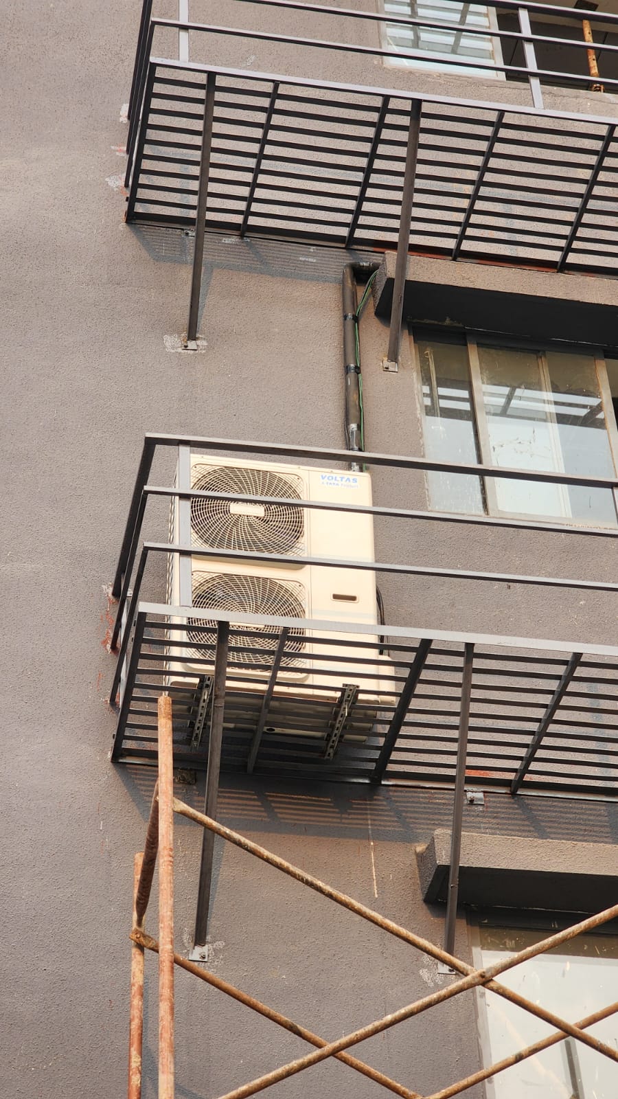 Air Conditioning Unit