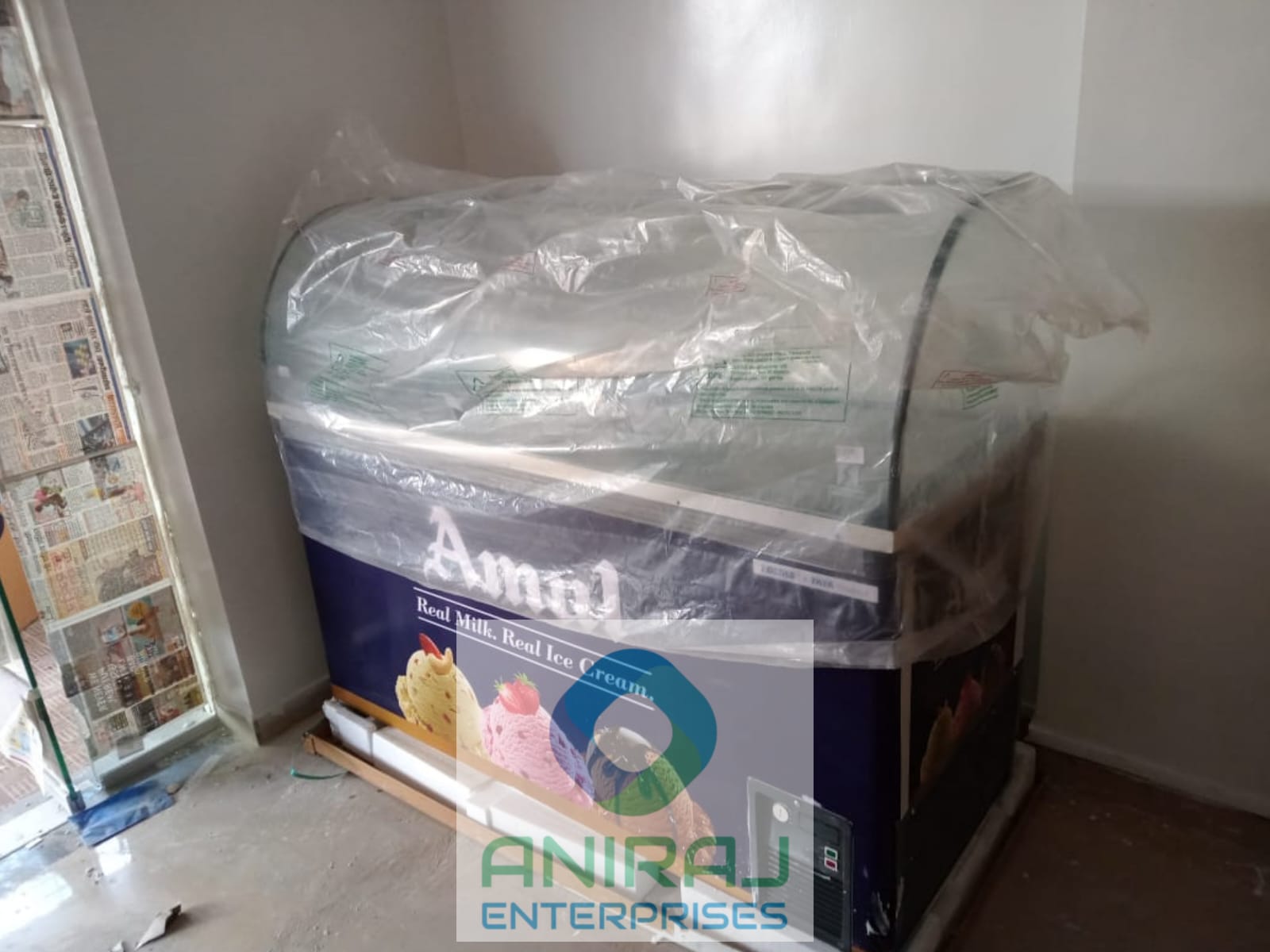 Ice Cream Display Freezer