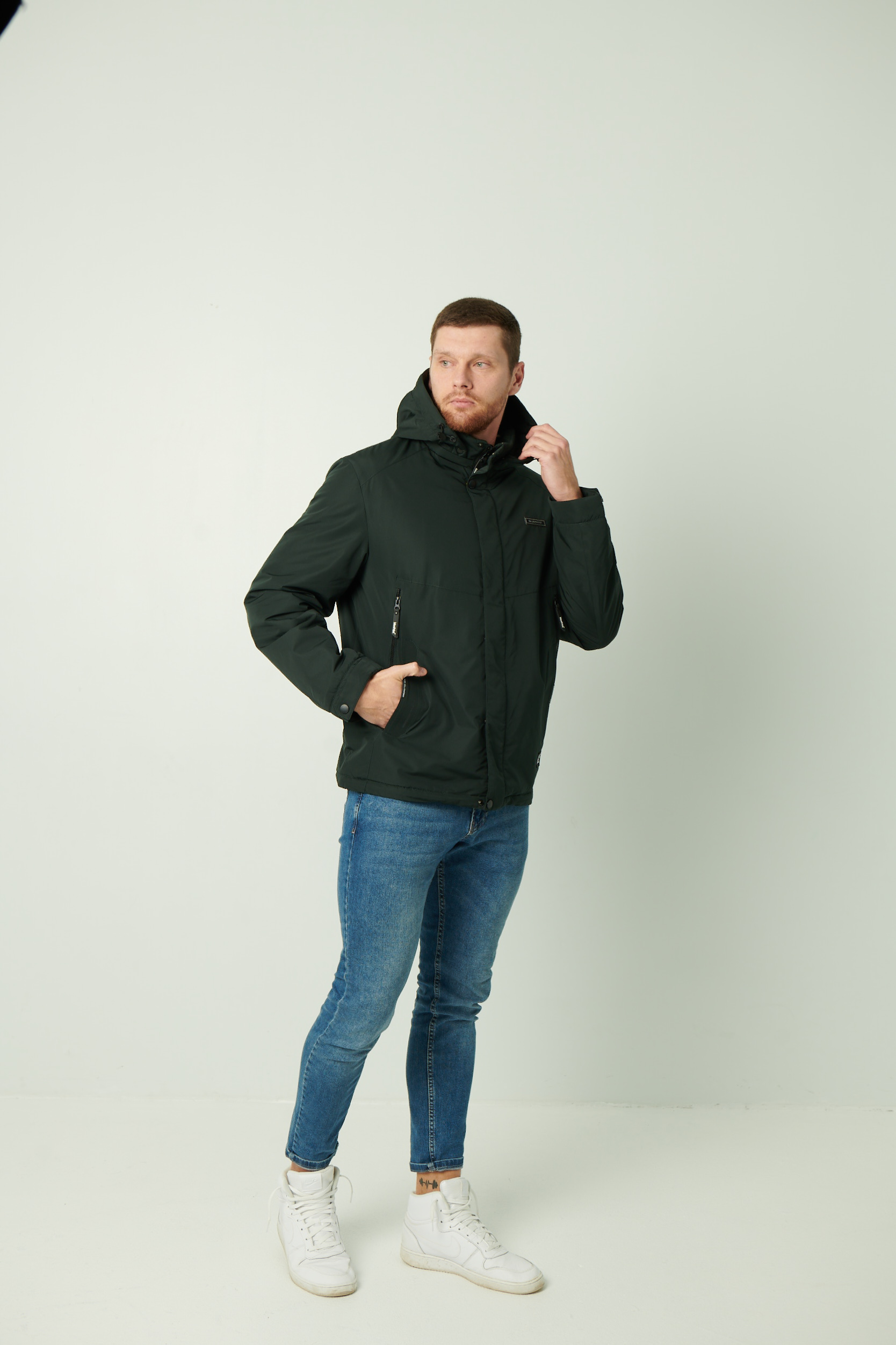 Demisezoninė žalios spalvos striukė B07