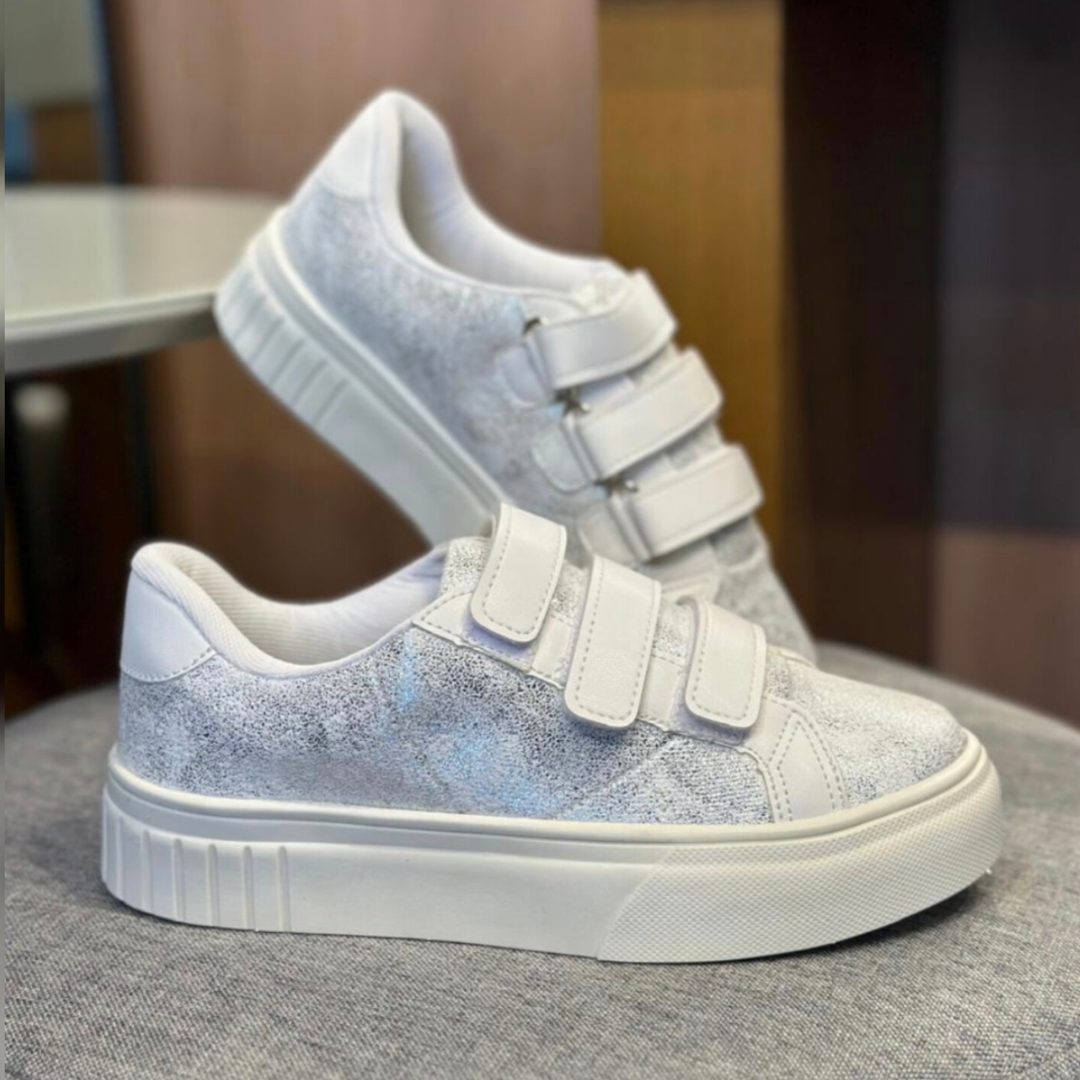 Tênis Metalizado com Velcro
