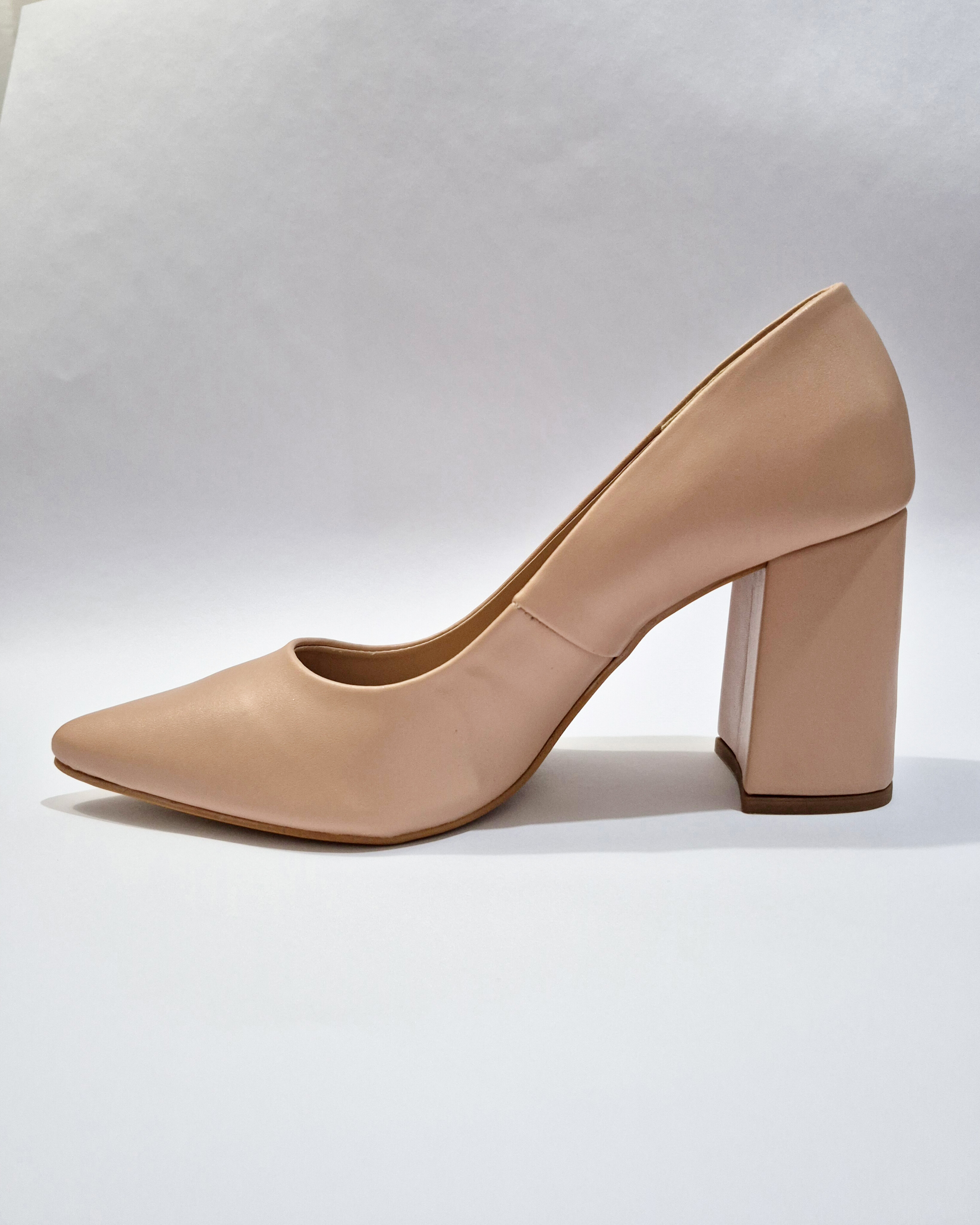 Scarpin Salto Bloco Nude