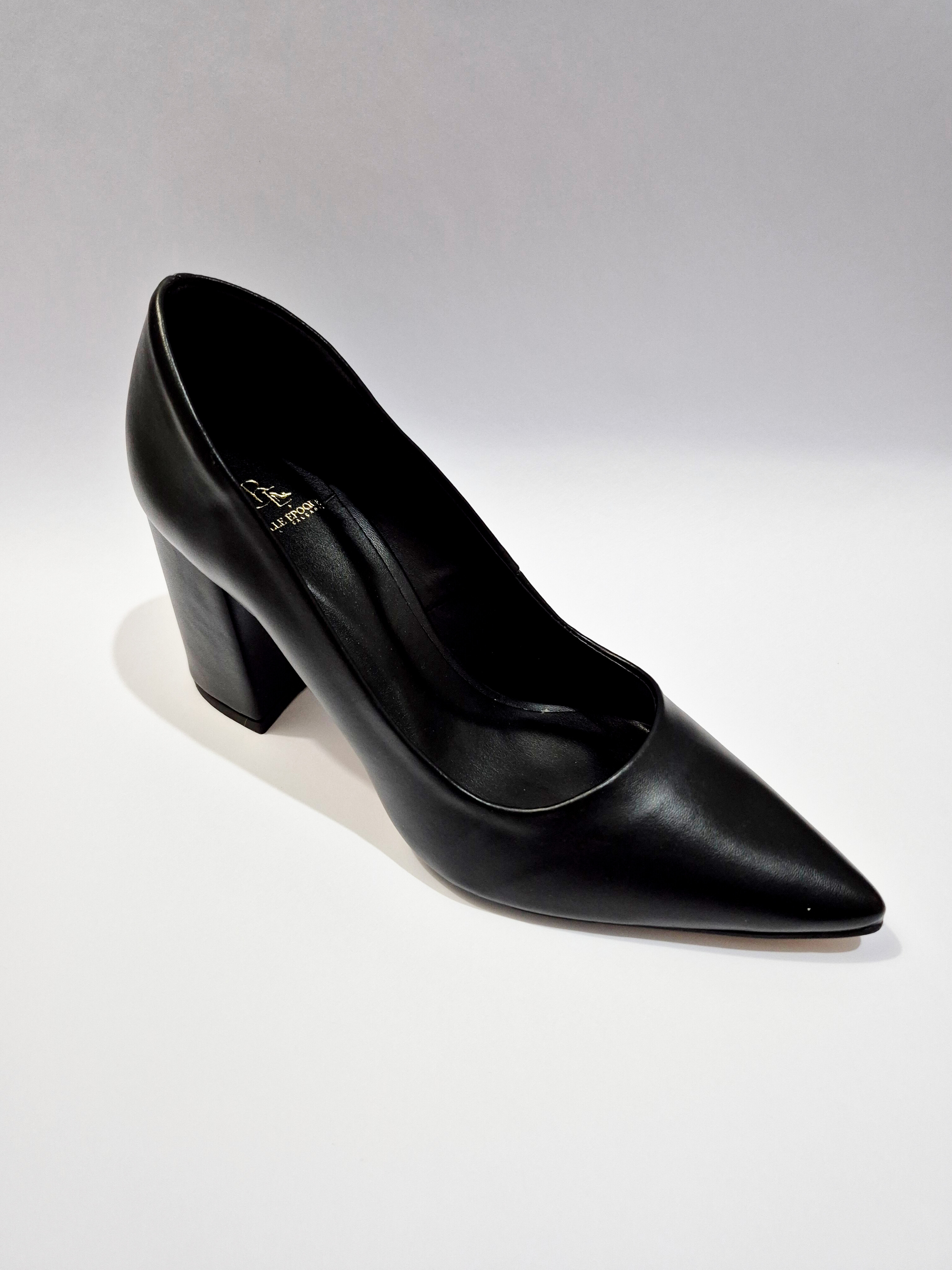 Scarpin Salto Bloco Preto