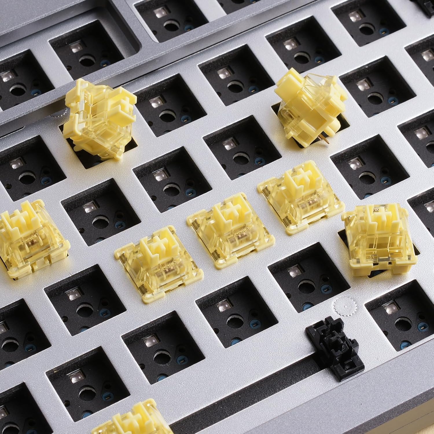 Akko V3 creamy yellow Pro Switches