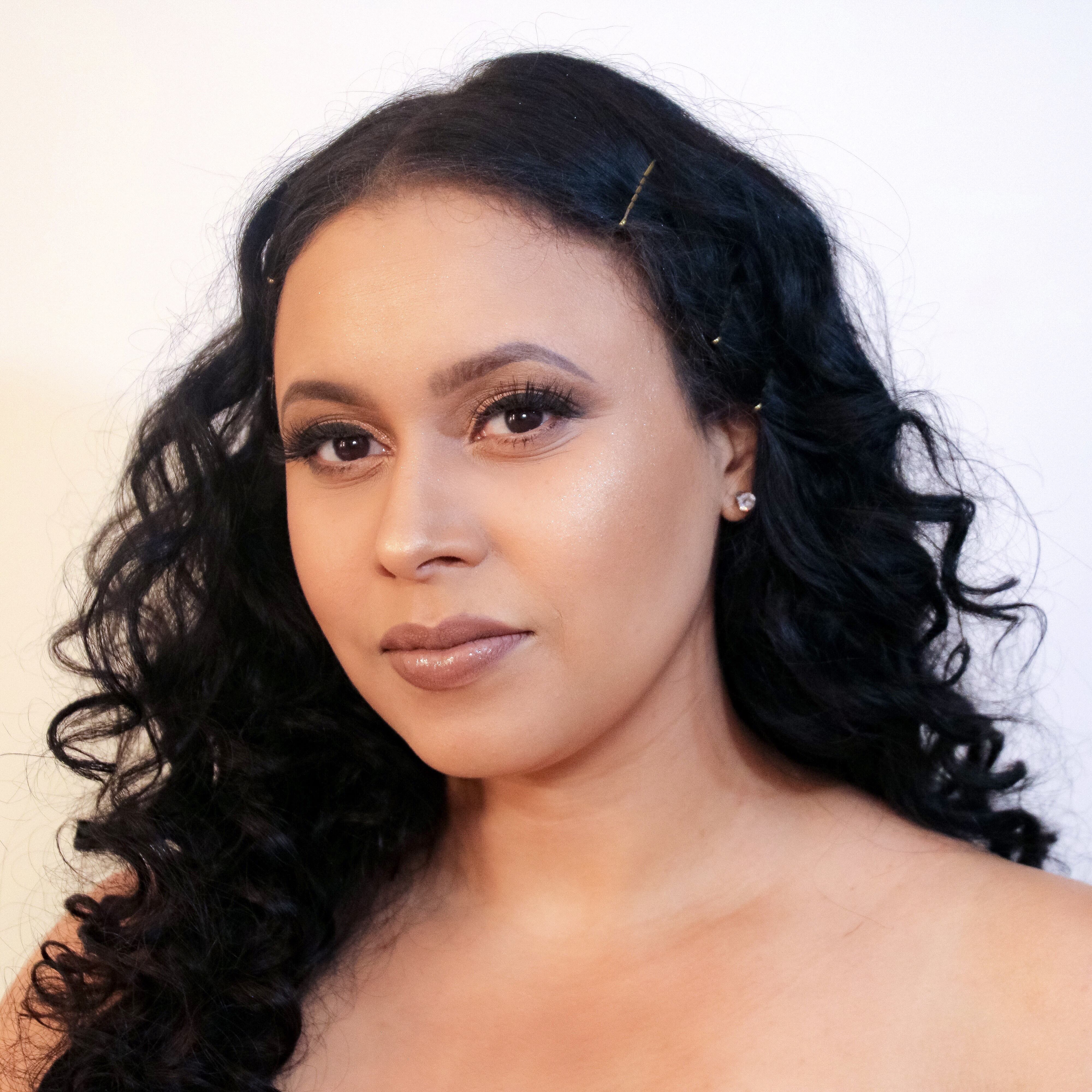 Bare Glam Makeover- On Location Glam- Travel to me