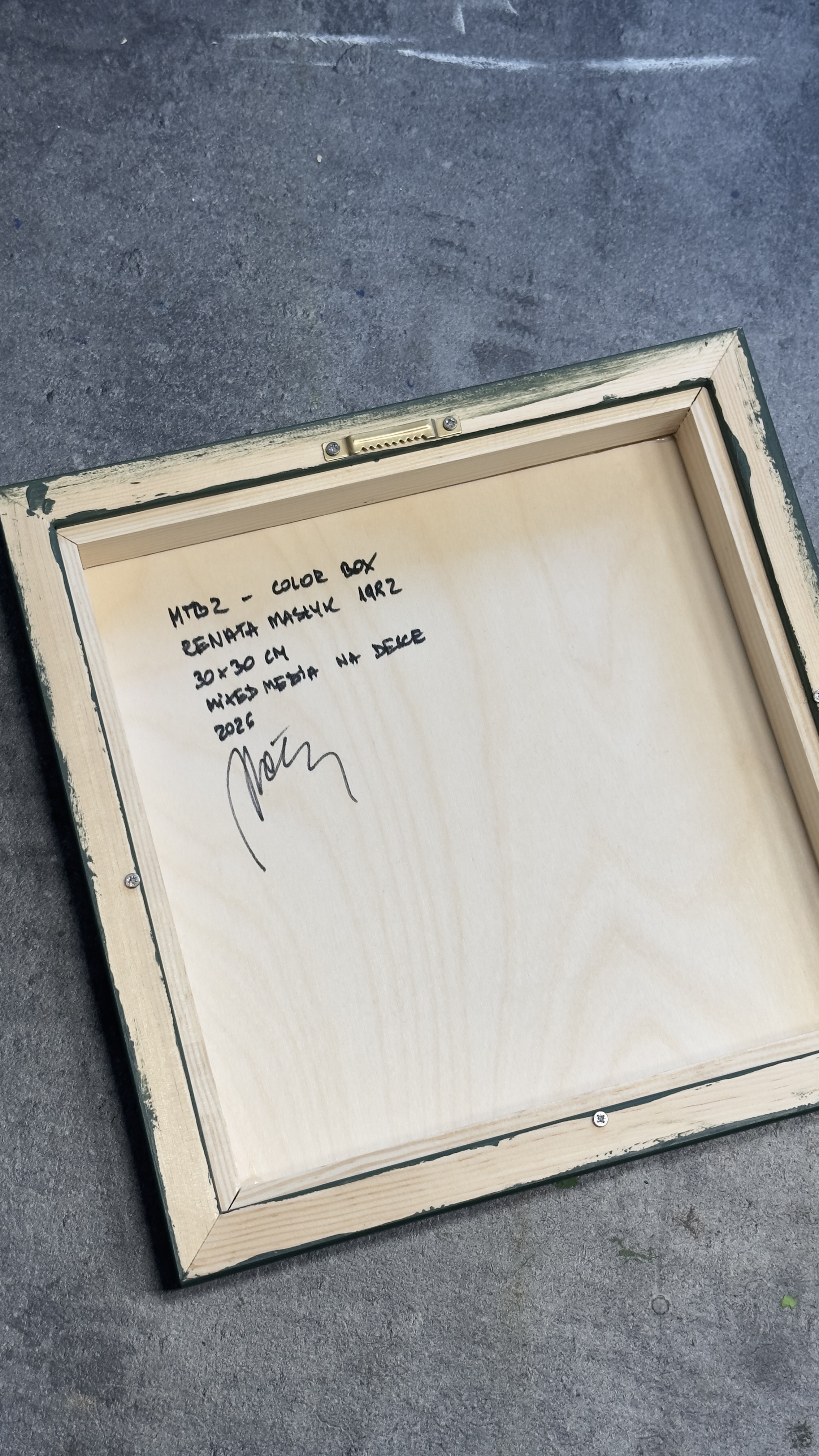 MTB2 - Color Box
