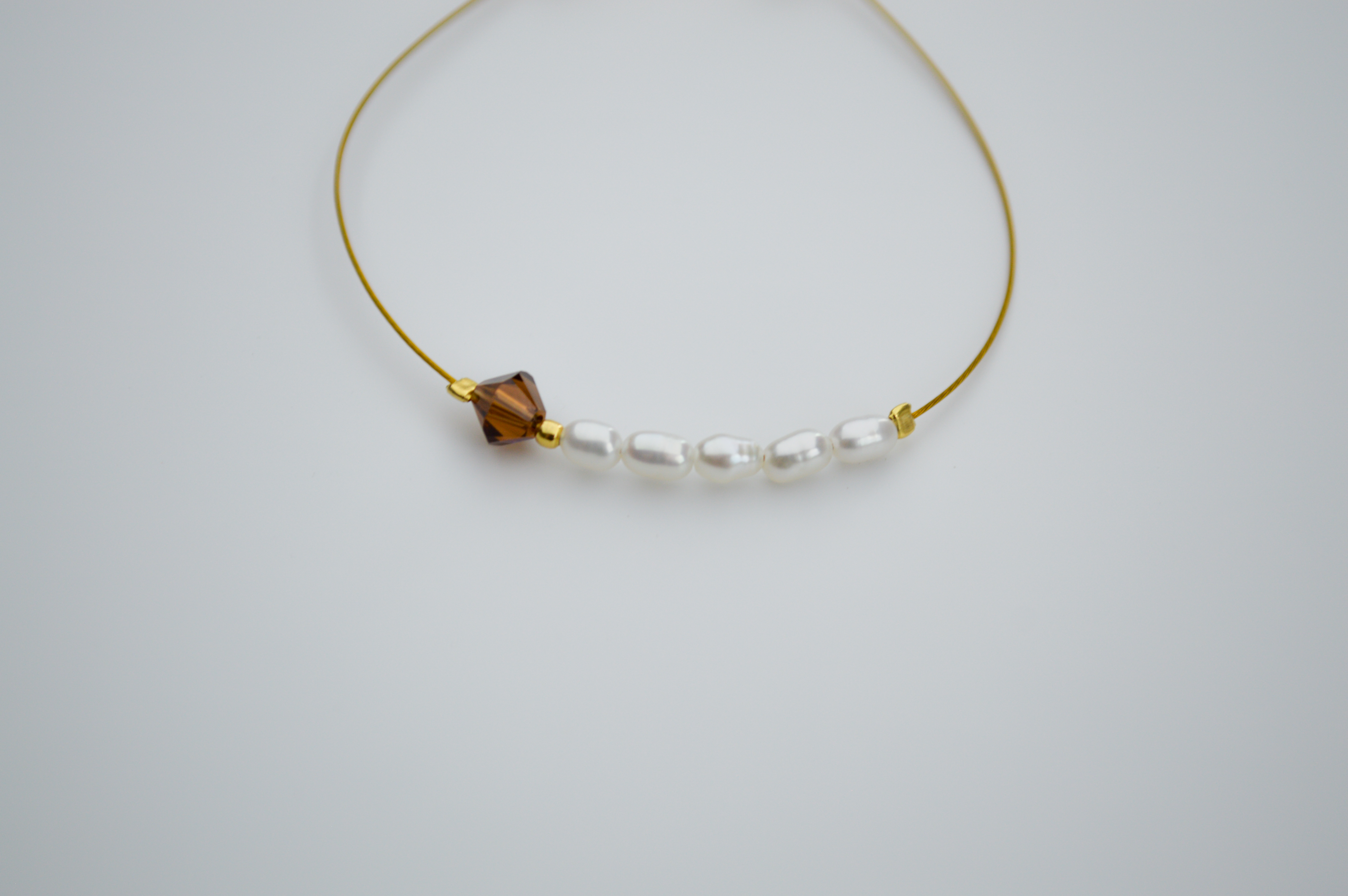 Apyrankė "Moteriškumas" aukso spalva