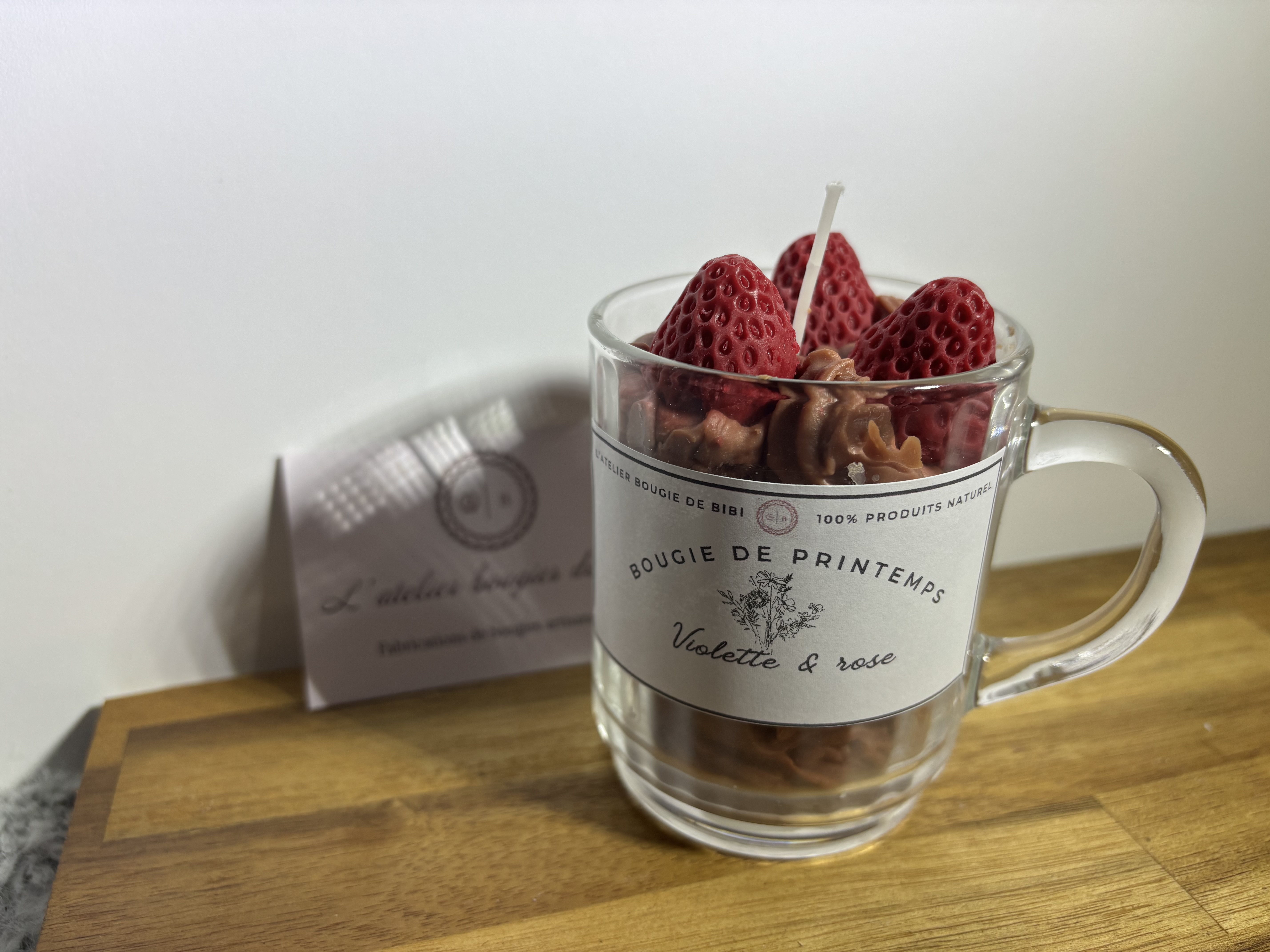 Chantilly à la violette et rose