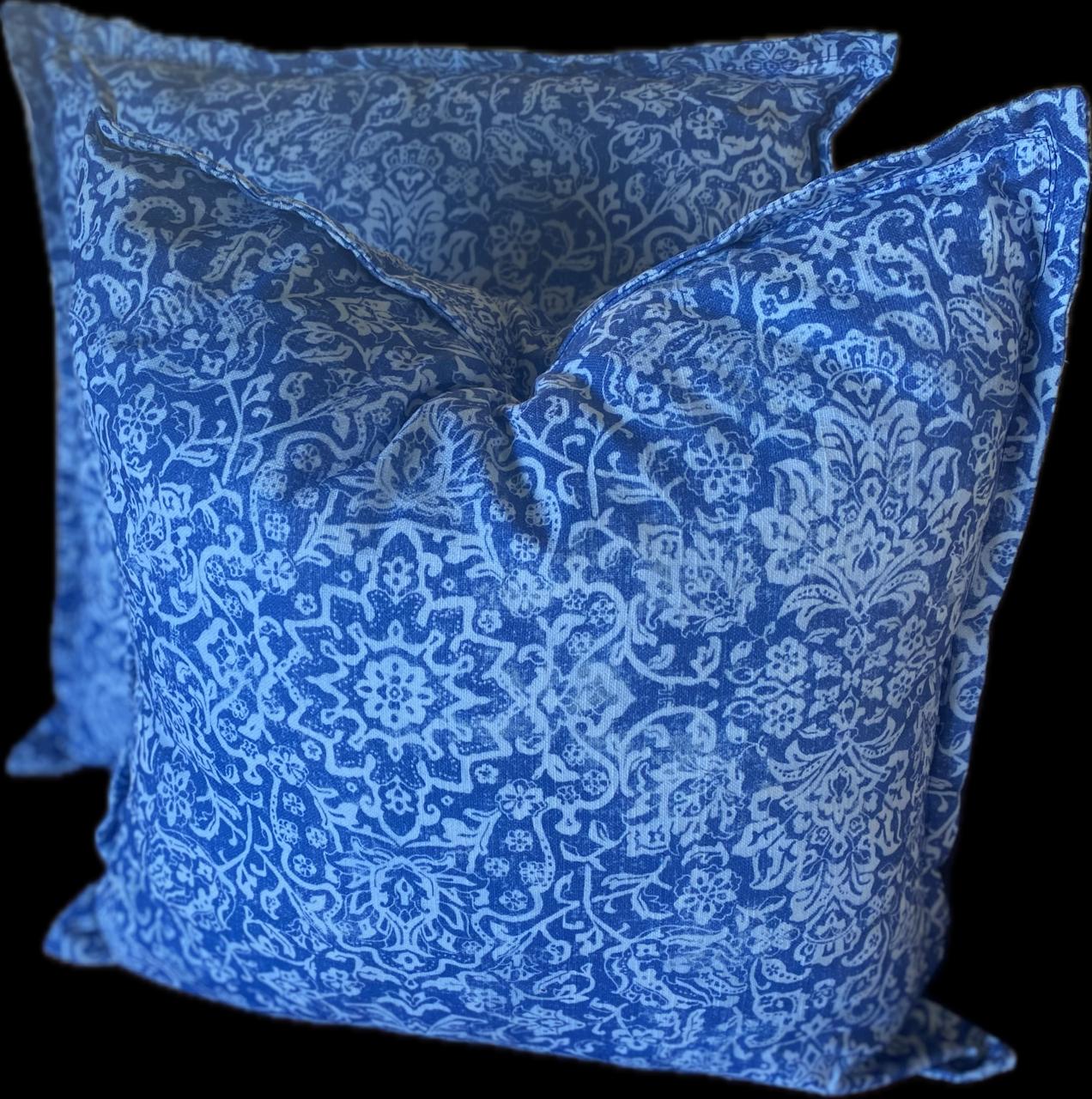 Throw Pillow - Decorative - Arabesque Delft - Box Border