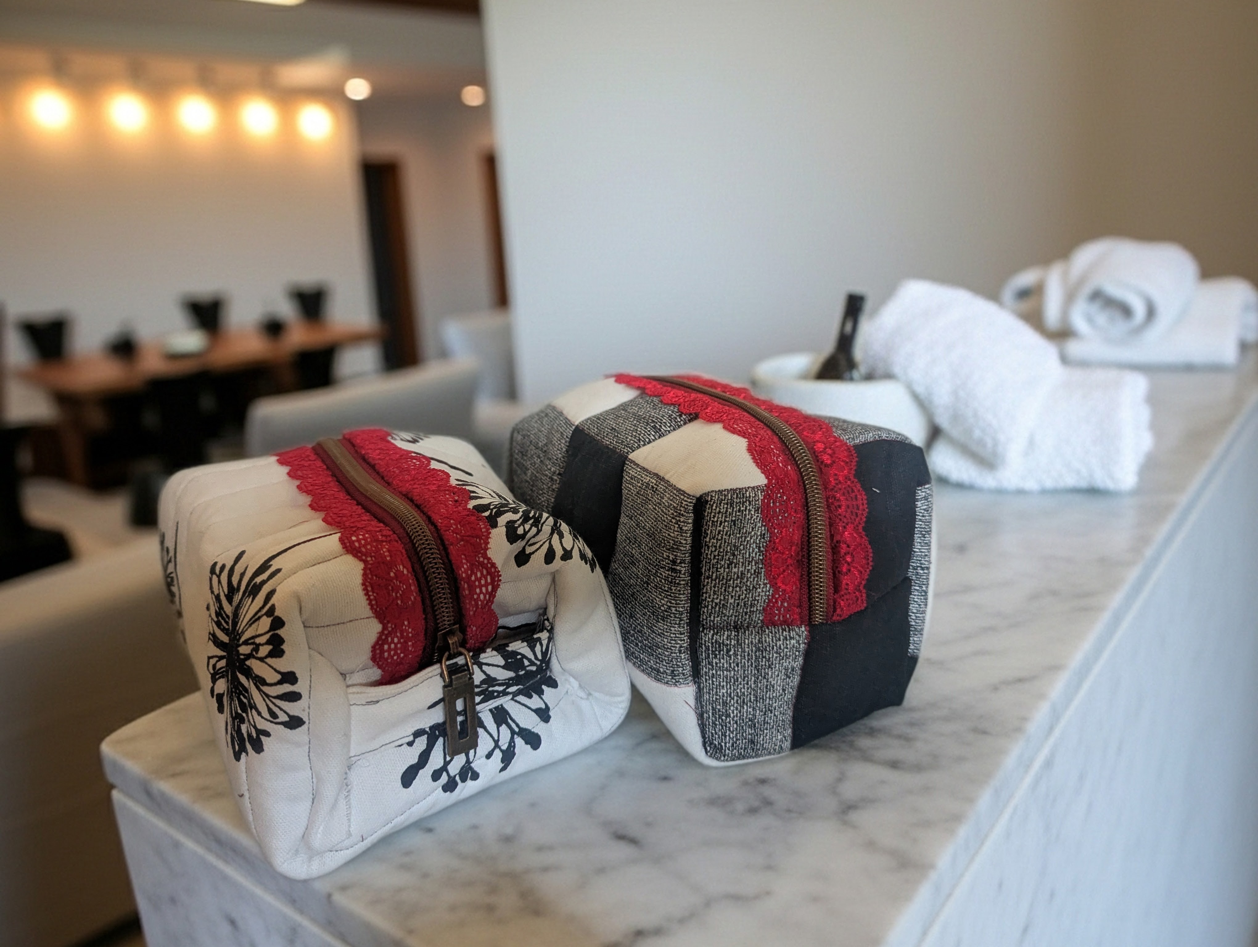 Quilted Zipper Cosmetic Bag | Structured Makeup Organizer | RN-Designed Travel Pouch