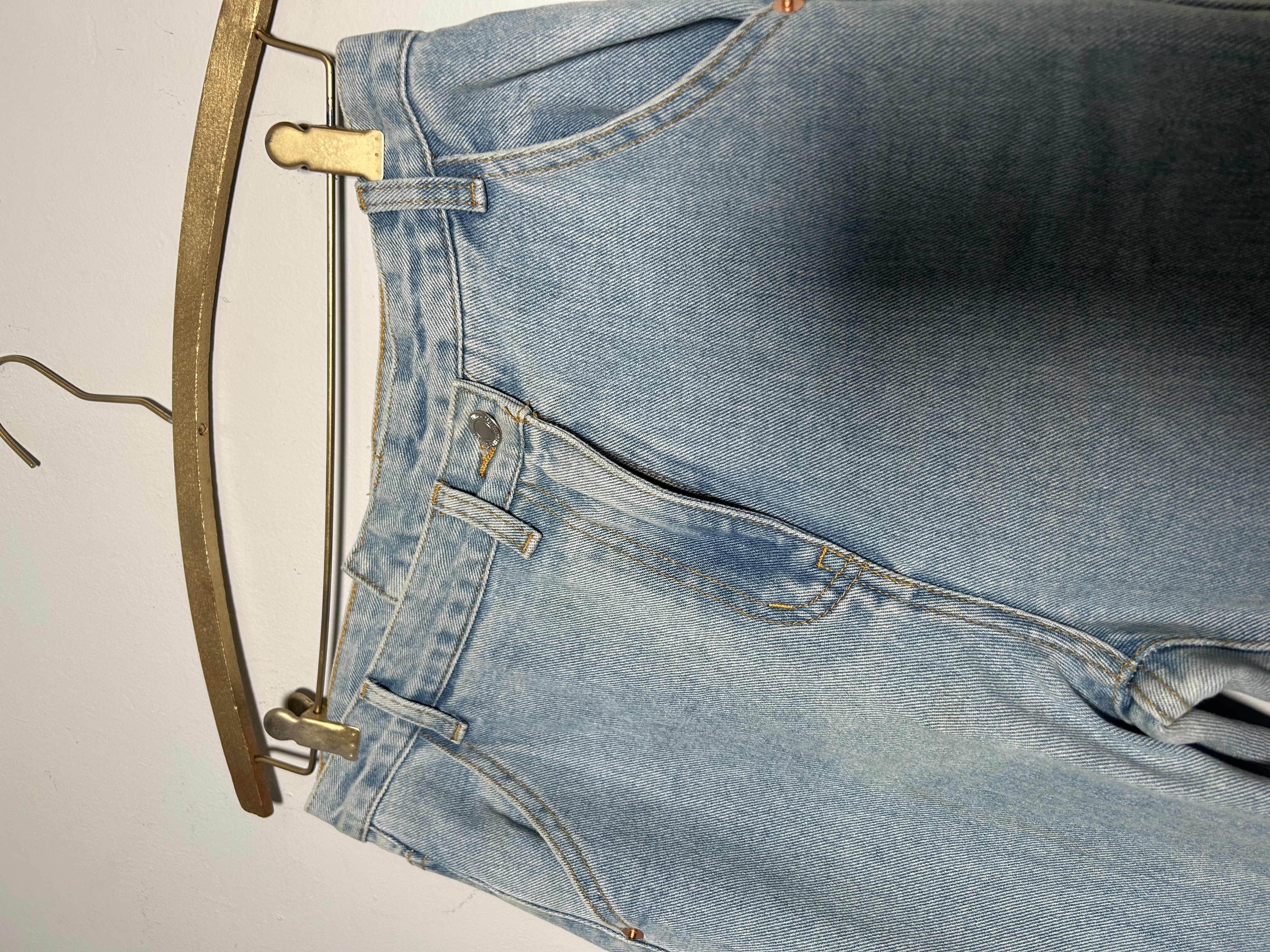 Asymmetric Mom Jeans