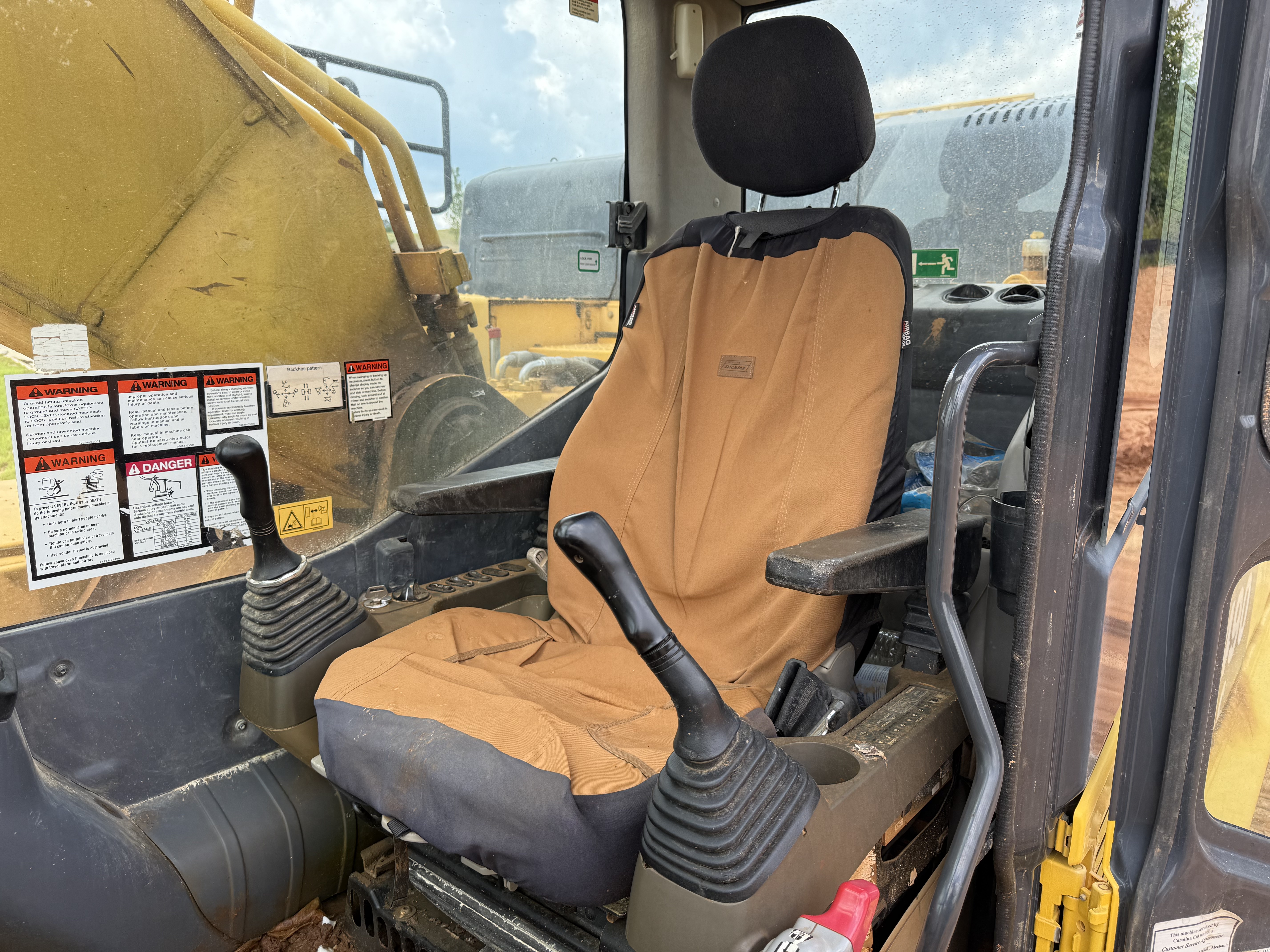 Komatsu PC490LC-10 Hydraulic Excavator