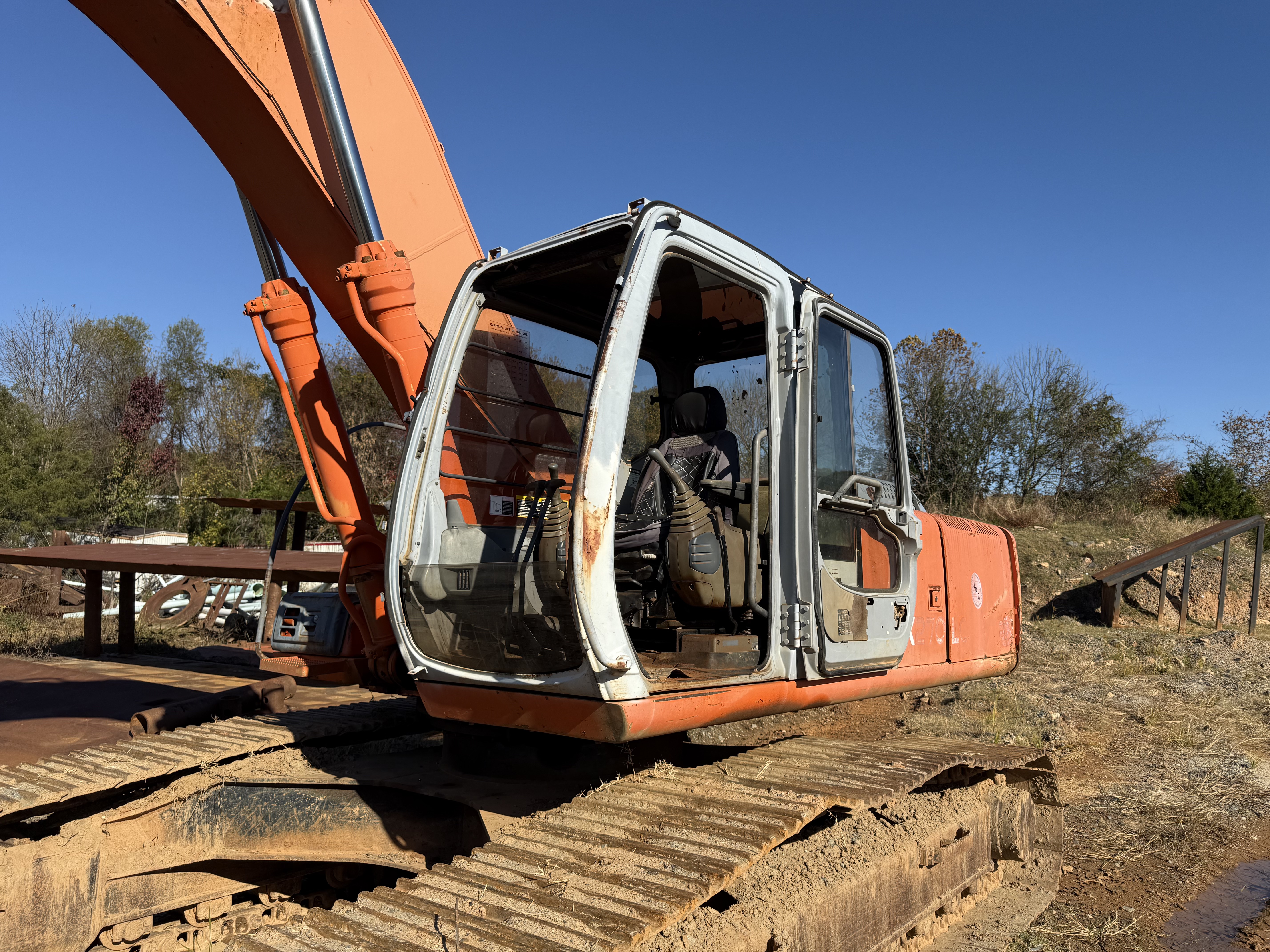 1995 HITACHI EX270 LC HYDRAULIC EXCAVATOR