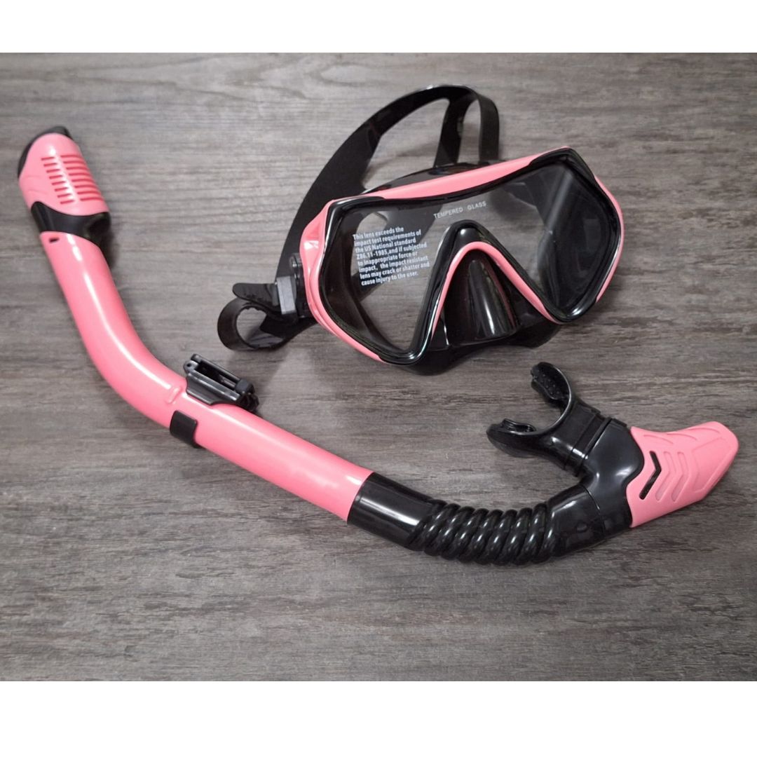 Equipo de buceo para adultos wutrye, Careta con Snorkel seco, lente panorámica de vidrio templado antifugas y antivaho, color rosa