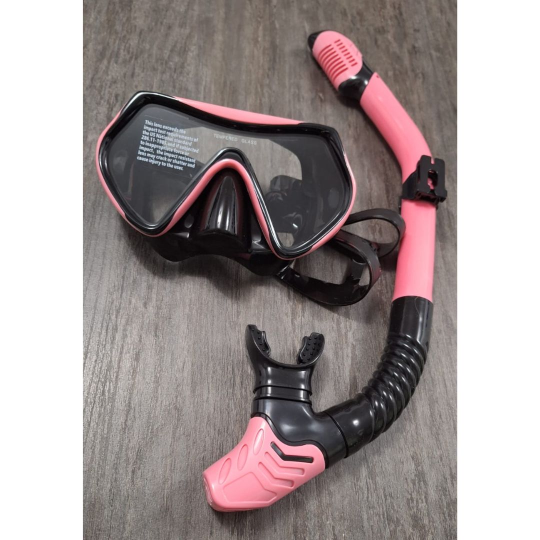 Equipo de buceo para adultos wutrye, Careta con Snorkel seco, lente panorámica de vidrio templado antifugas y antivaho, color rosa