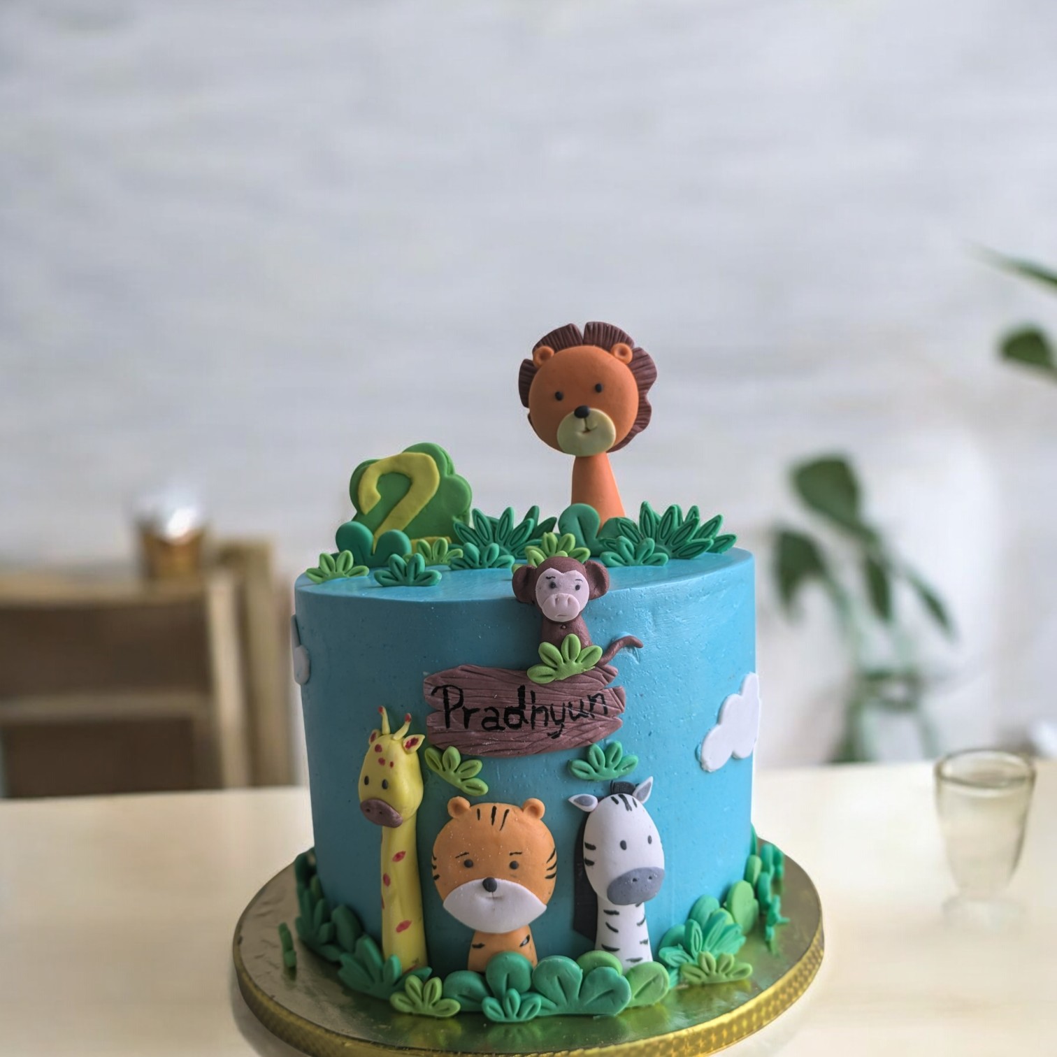 Animal themed cake