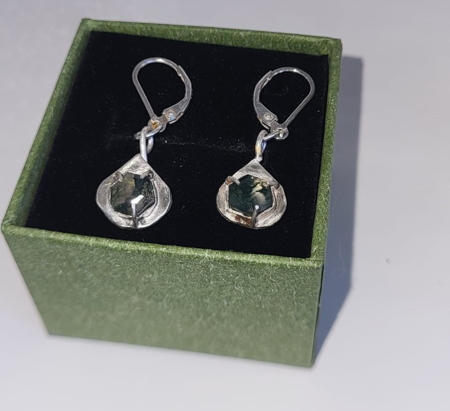 Silver Drop Moss Agate Earrings 