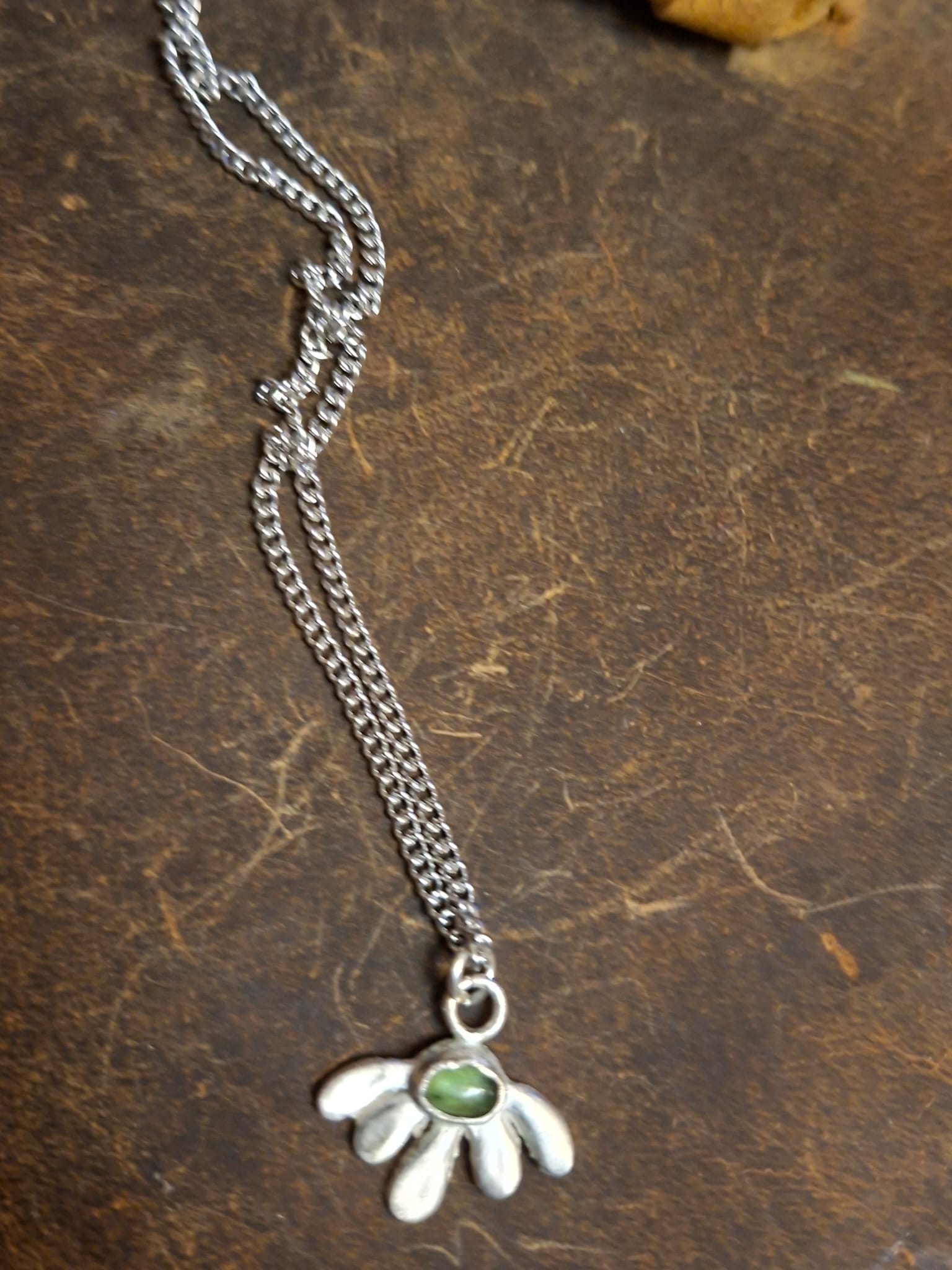 Silver Flower Pendant Necklace