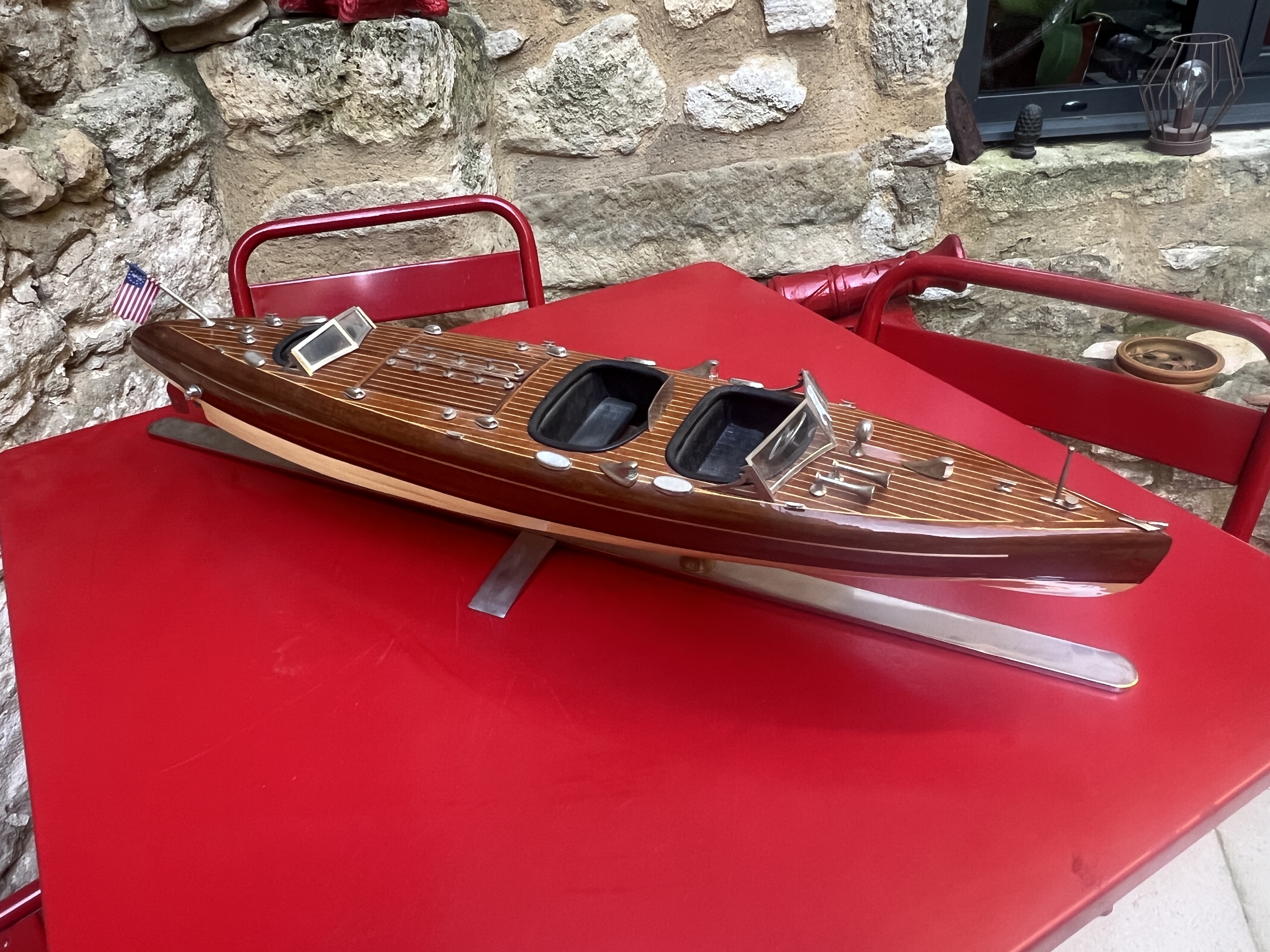 Modèle réduit de bateau  RIVA 