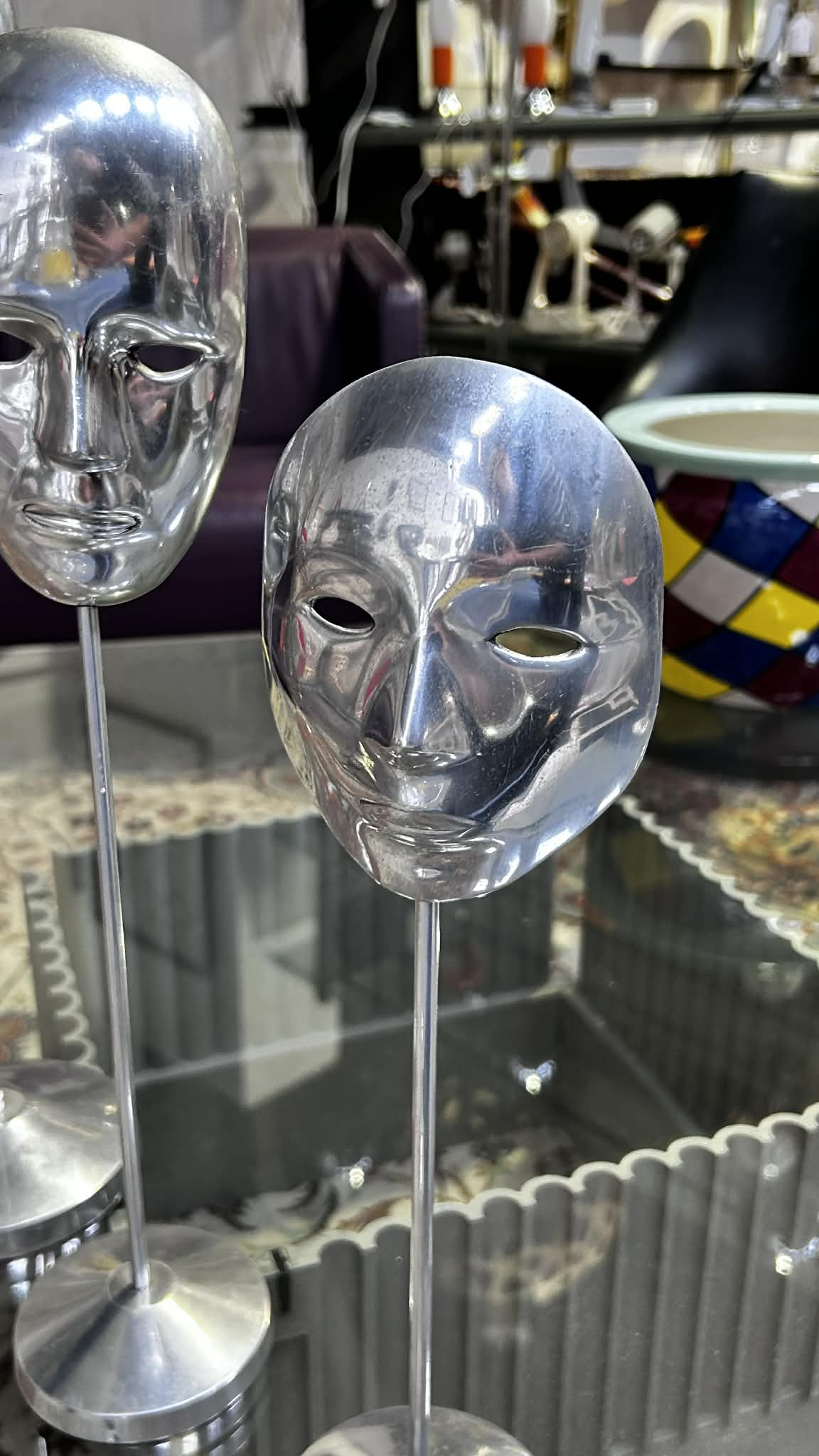 Sculptures décoratives “Masques” en aluminium – Design contemporain