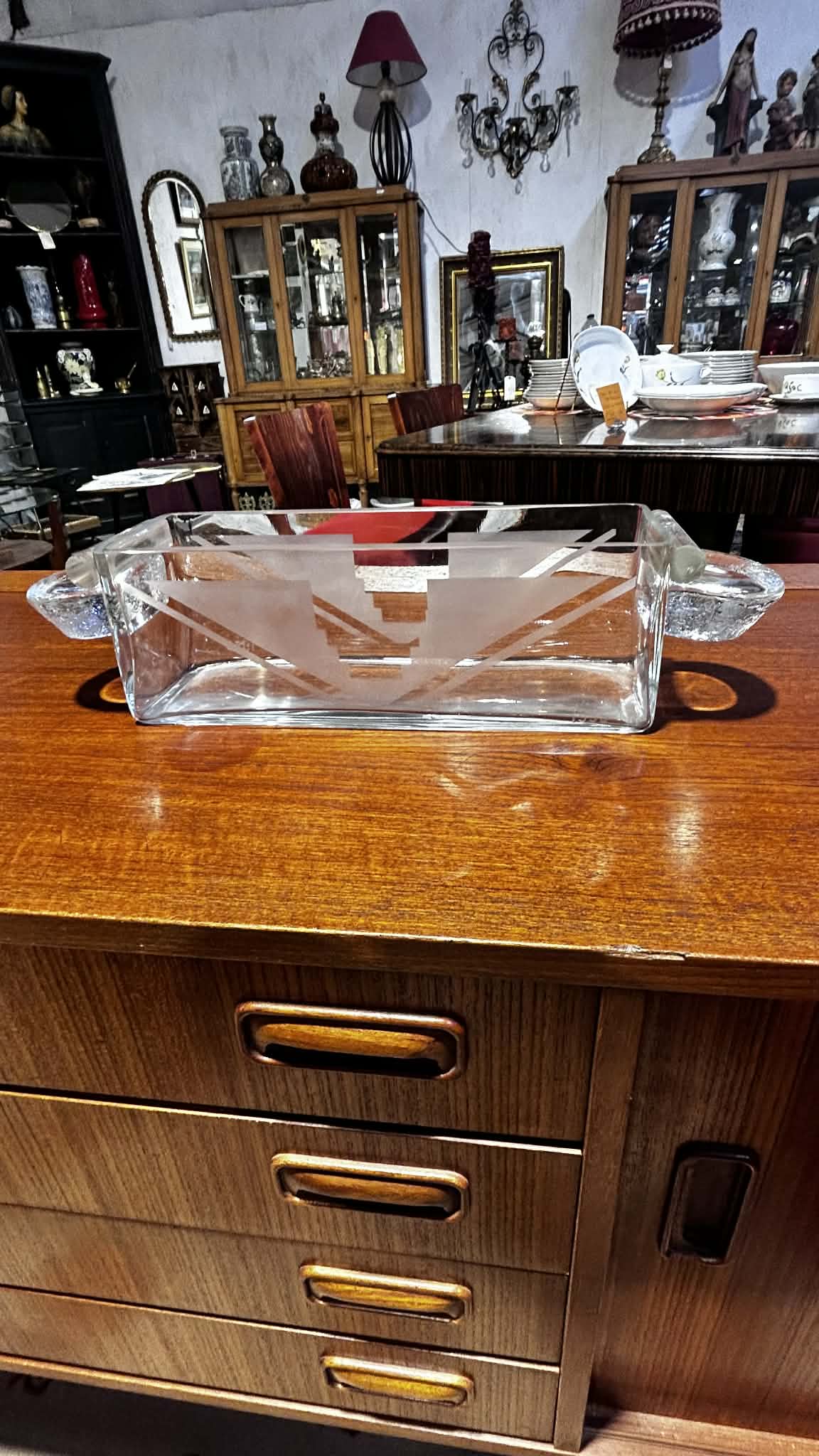 Ensemble en cristal taillé – Vase et presse-papiers