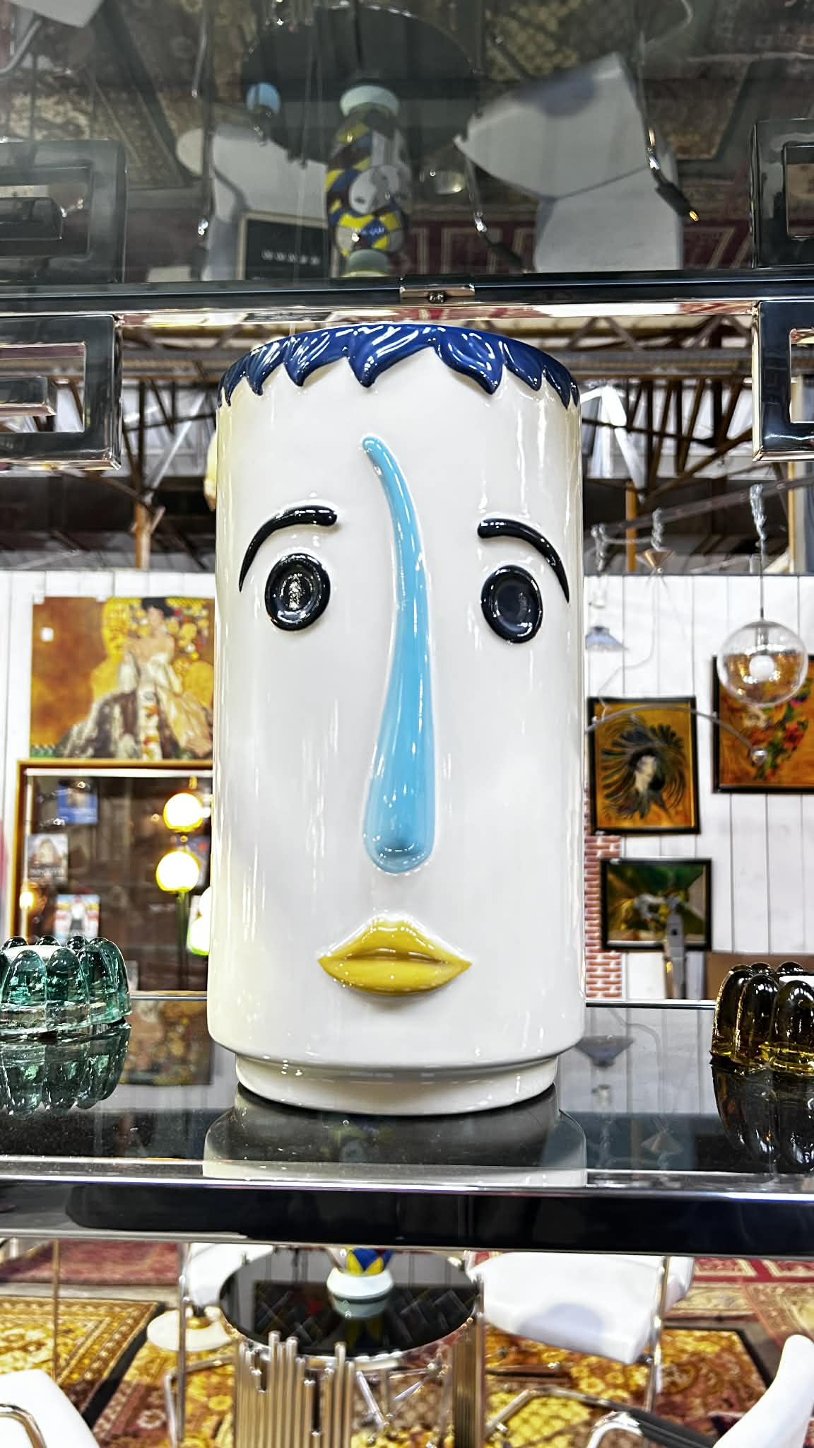 Vase visage en céramique émaillée
