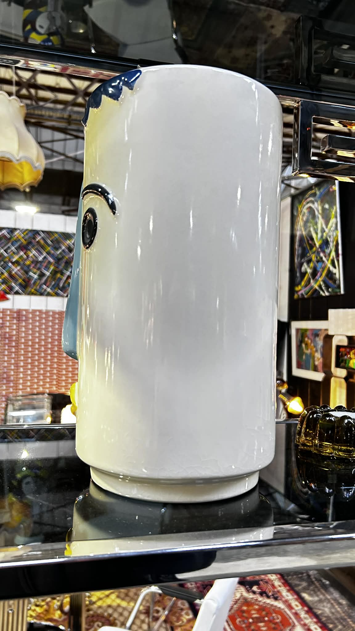 Vase visage en céramique émaillée
