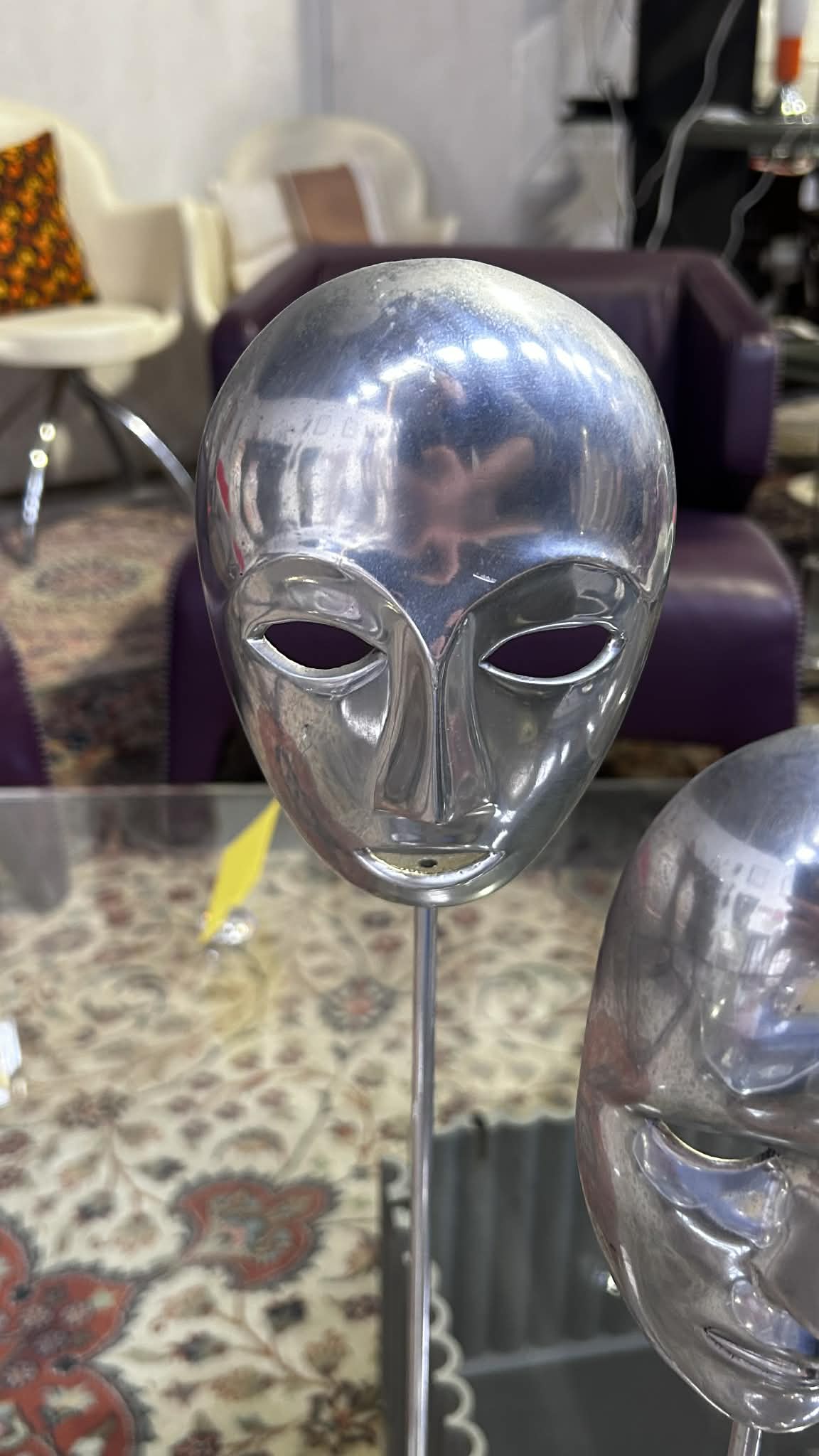 Sculptures décoratives “Masques” en aluminium – Design contemporain