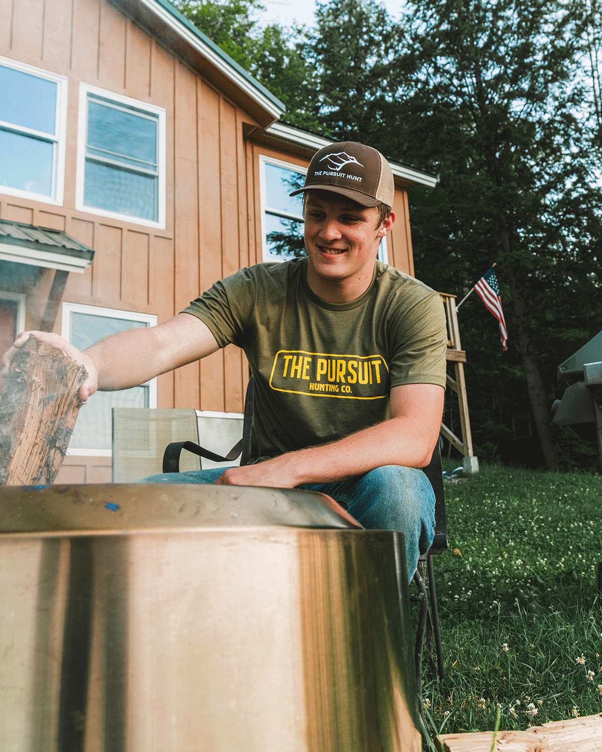 Sign Pursuit Hunting Co. Logo T-shirt