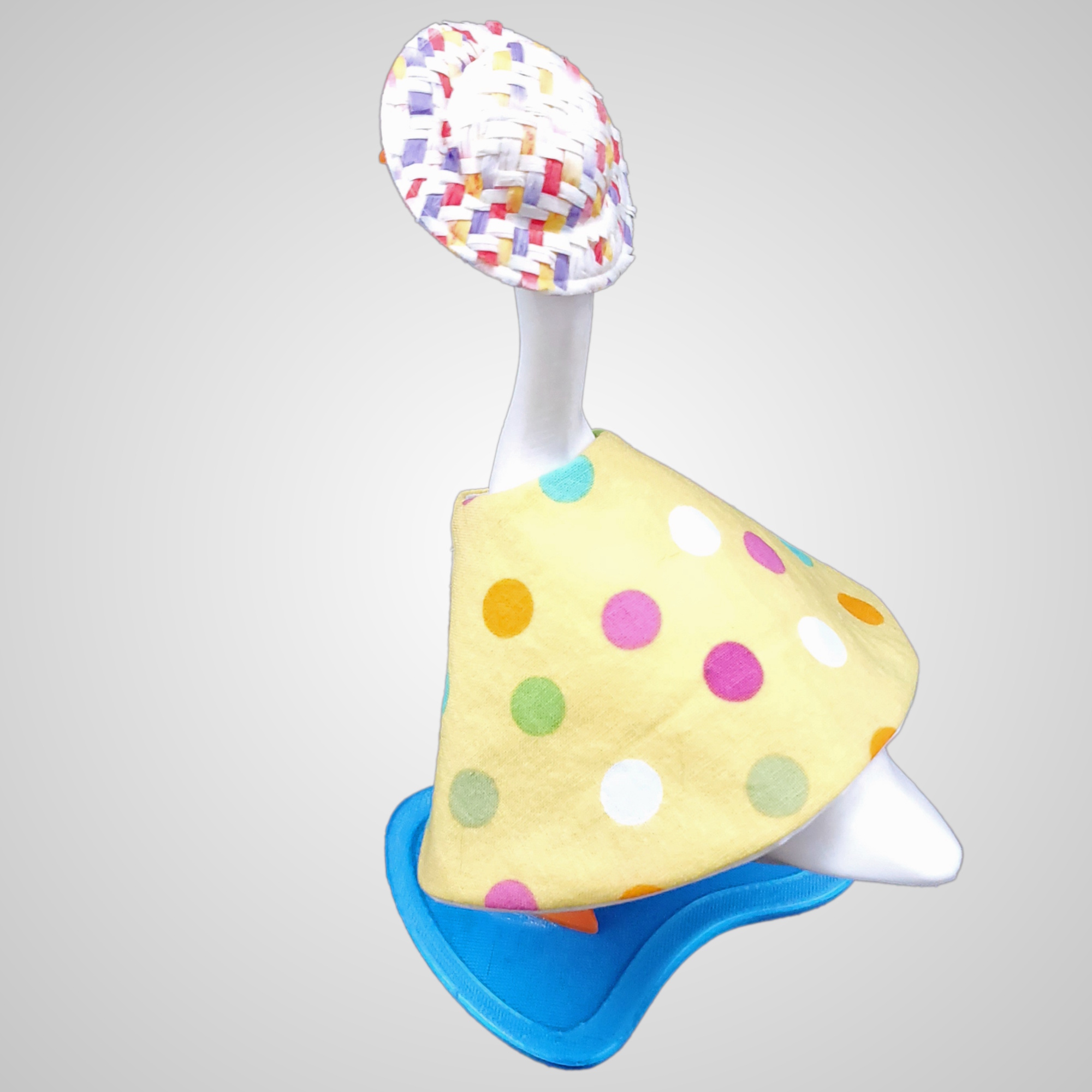 Vibrant Polka Dot Outfit for a 7 inch Desk Goose