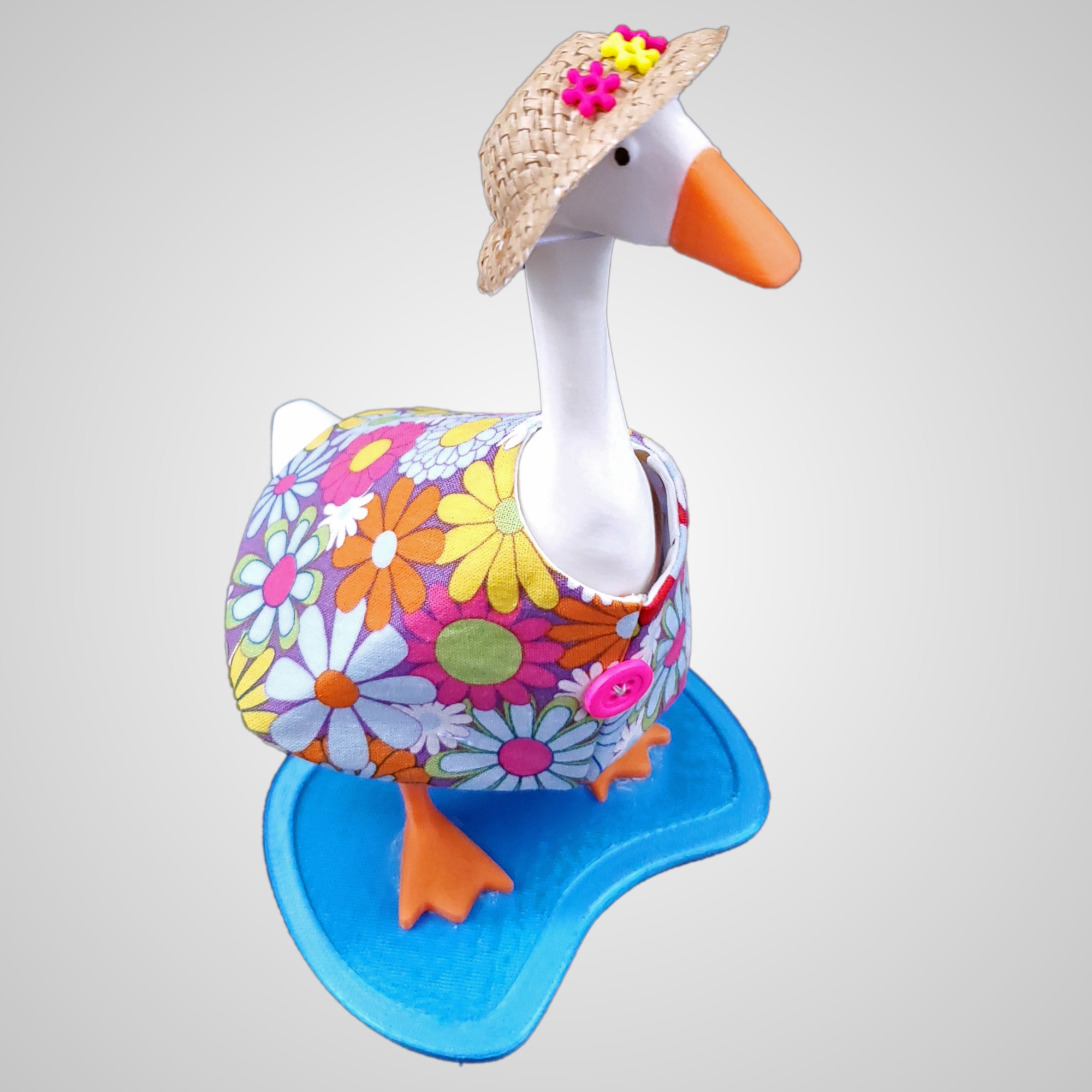 Flower Power Outfit for a 7 inch Desk Goose