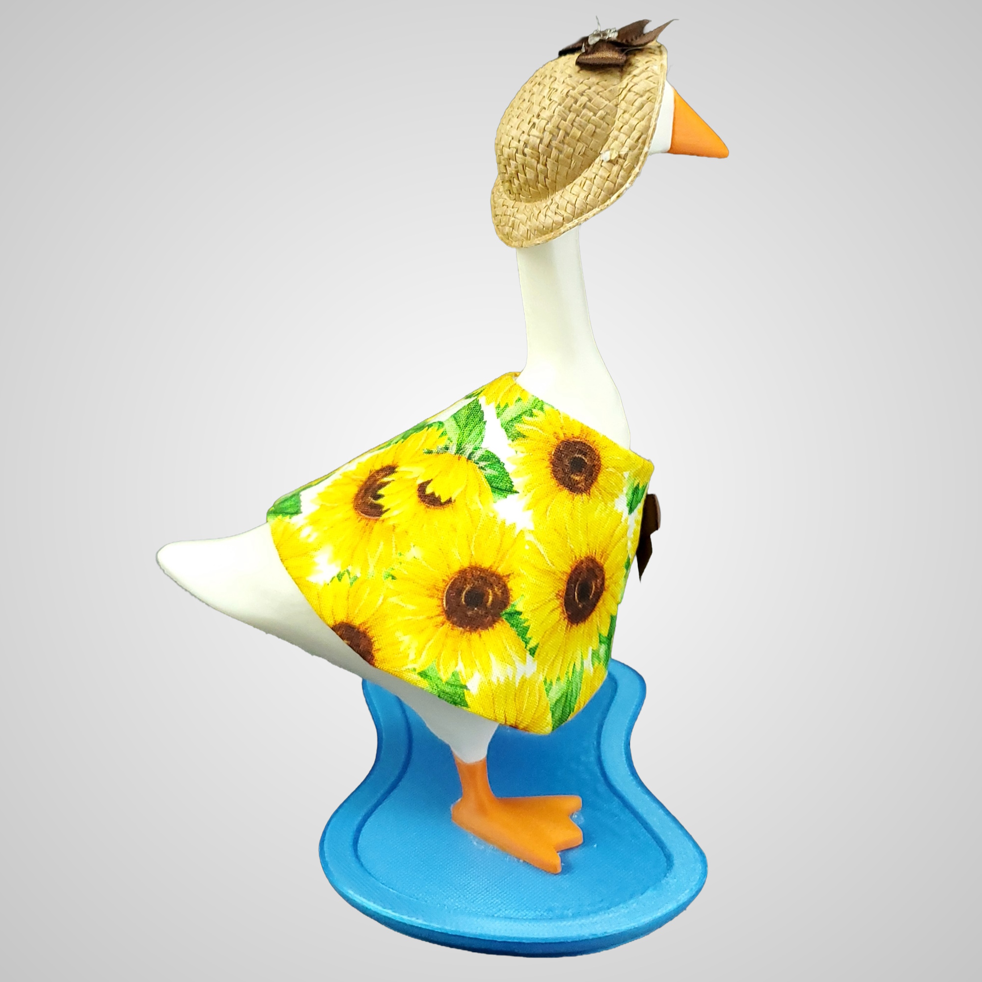 Sunflower Dress with Straw Hat for a 7 inch Desk Goose