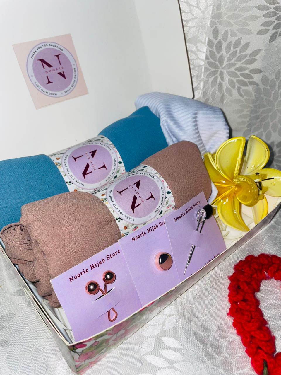 Noorie Hijab Store – Premium Hamper Box ✨